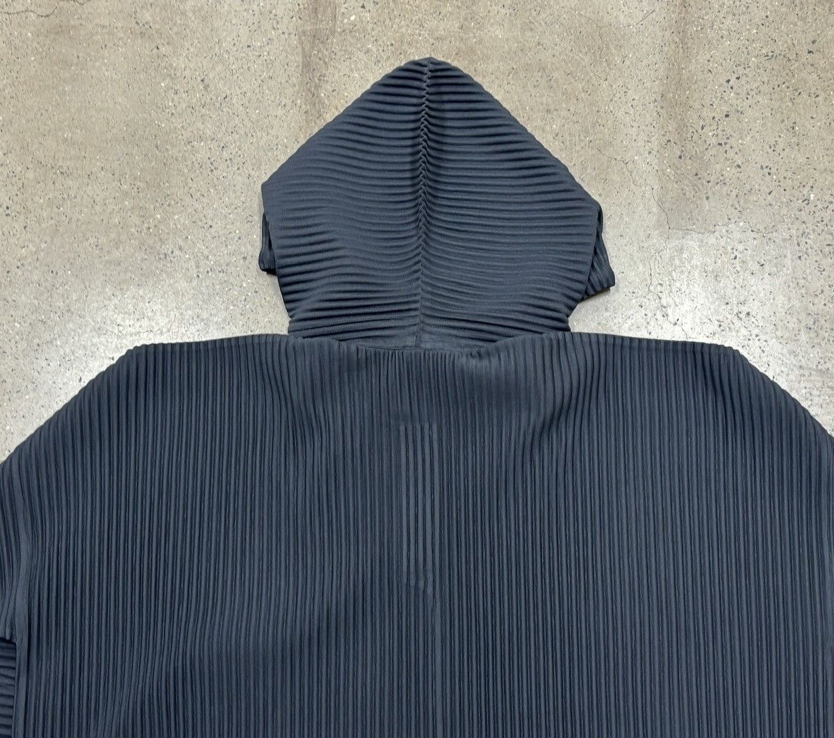 Issey Miyake Issey Miyake Homme Plisse jk106 Hoodie Size US L / EU 52-54 / 3 - 9 Thumbnail