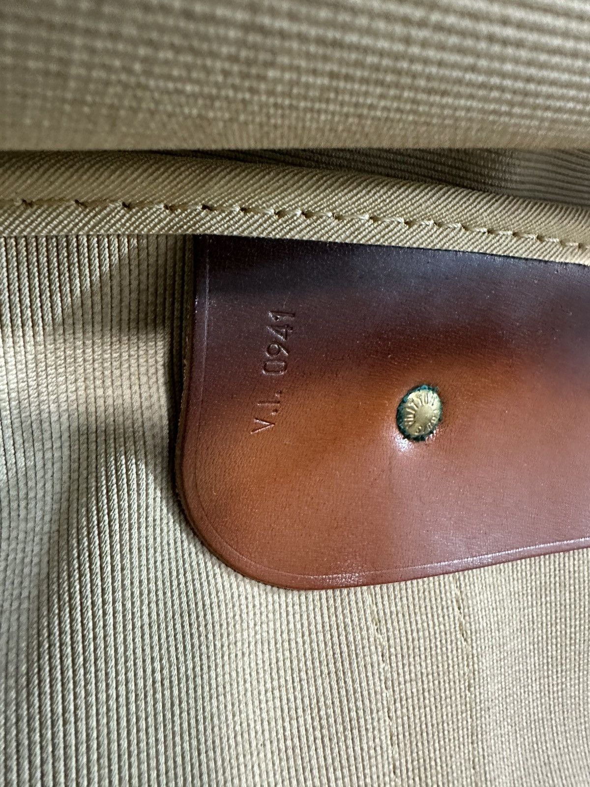 Louis Vuitton Louis Vuitton Luggage Size ONE SIZE - 15 Thumbnail