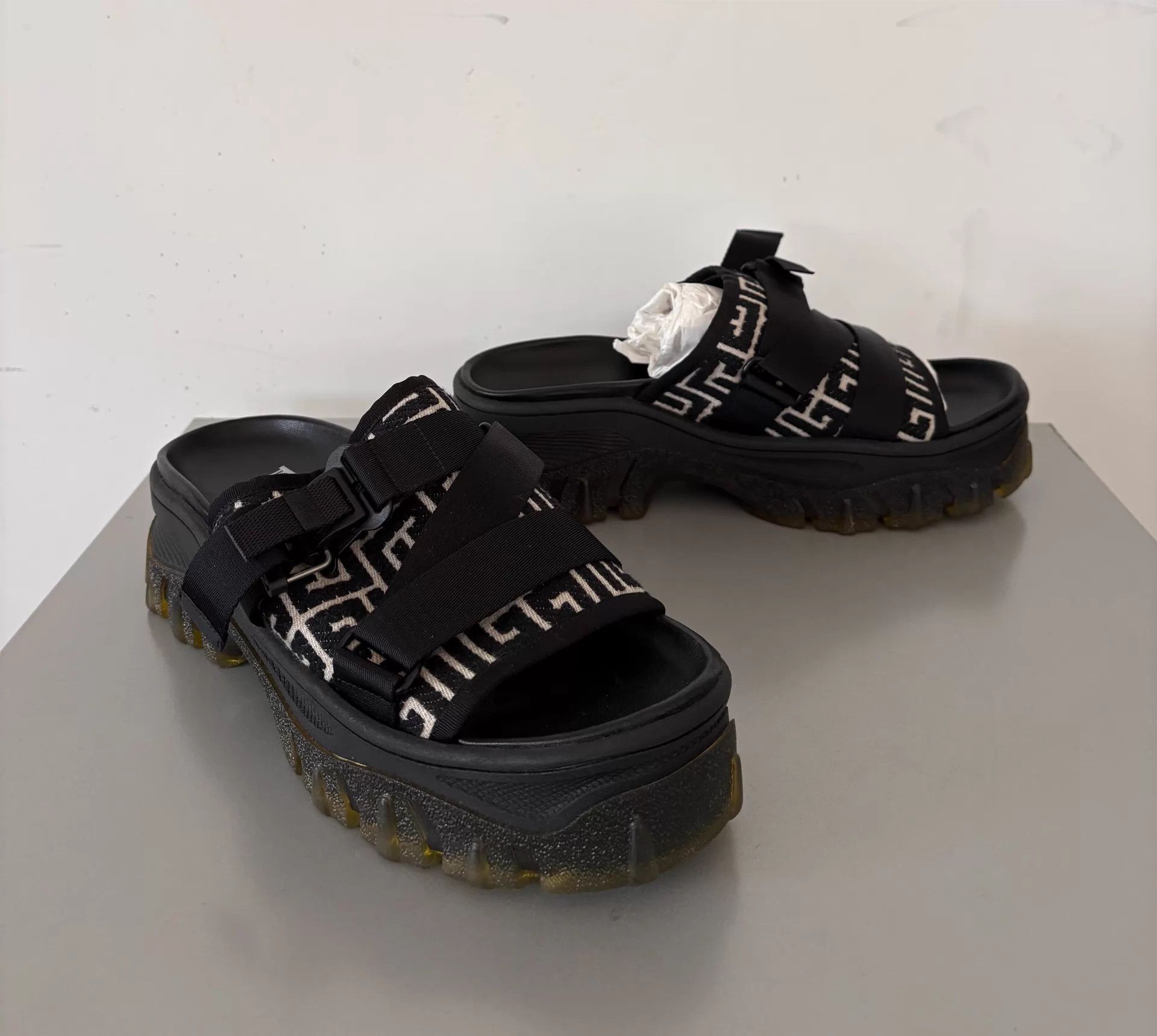 Balmain Balmain Men's Platform Sandals EU 41 New with Box Size US 8 / EU 41 - 1 Thumbnail