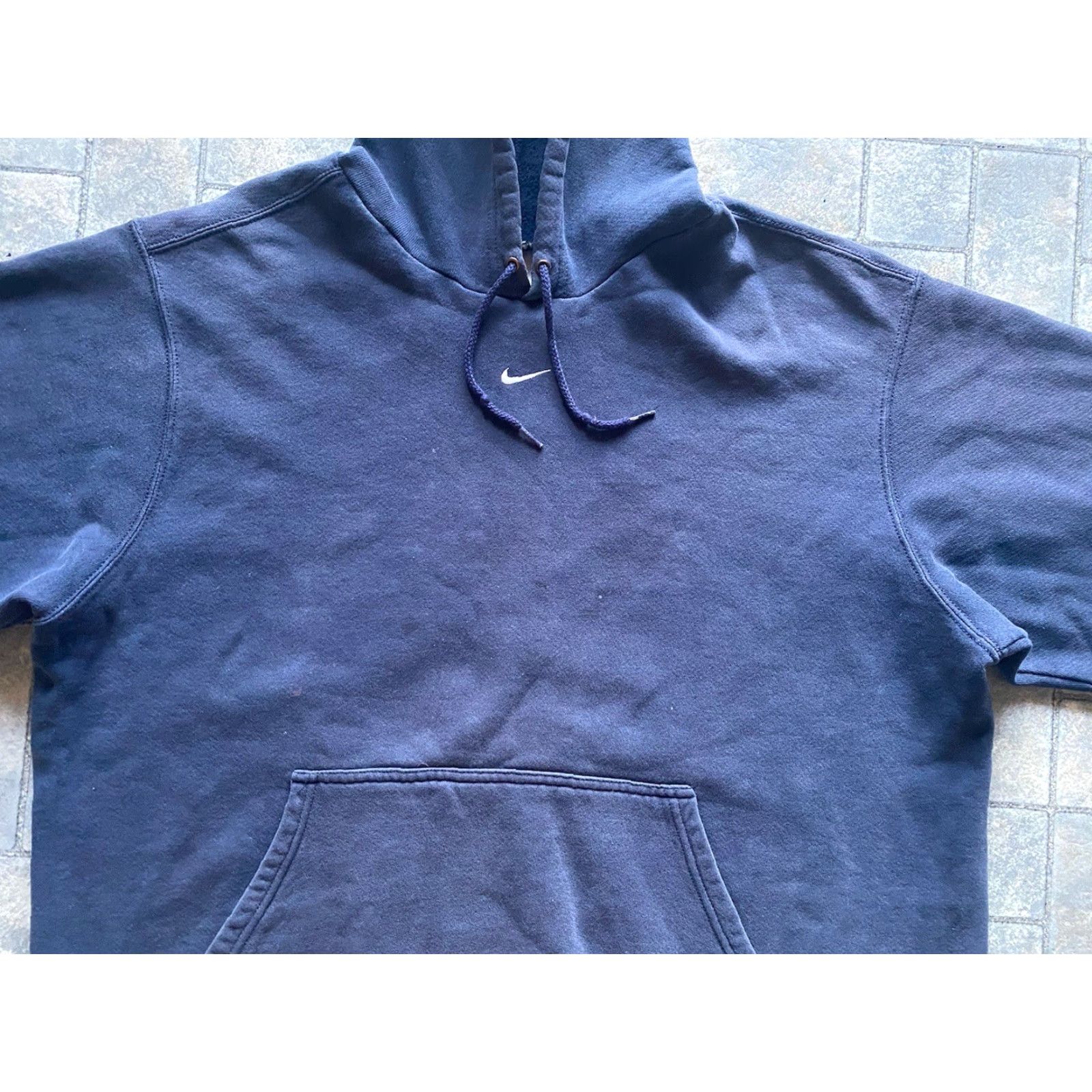 Nike VINTAGE Nike Center Swoosh Blue Hoodie Mens L Mexico Y2K Gray Tag Pullover Blue Hoodie Mens L Size US L / EU 52-54 / 3 - 4 Thumbnail