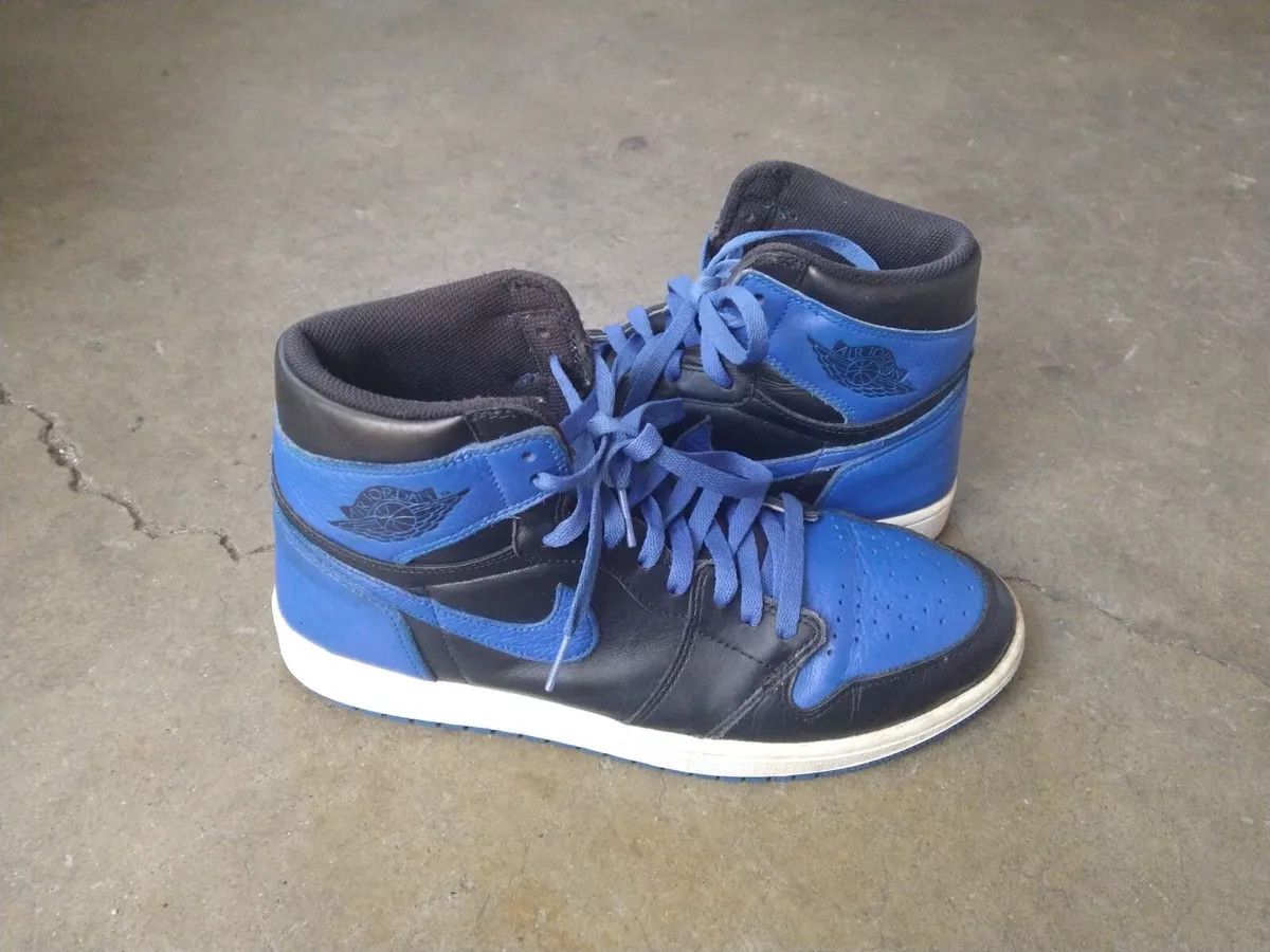 Jordan Brand Nike Air Jordan Retro 1 High OG Royals Size 10.5 555088-007 Size US 10.5 / EU 43-44 - 2 Thumbnail