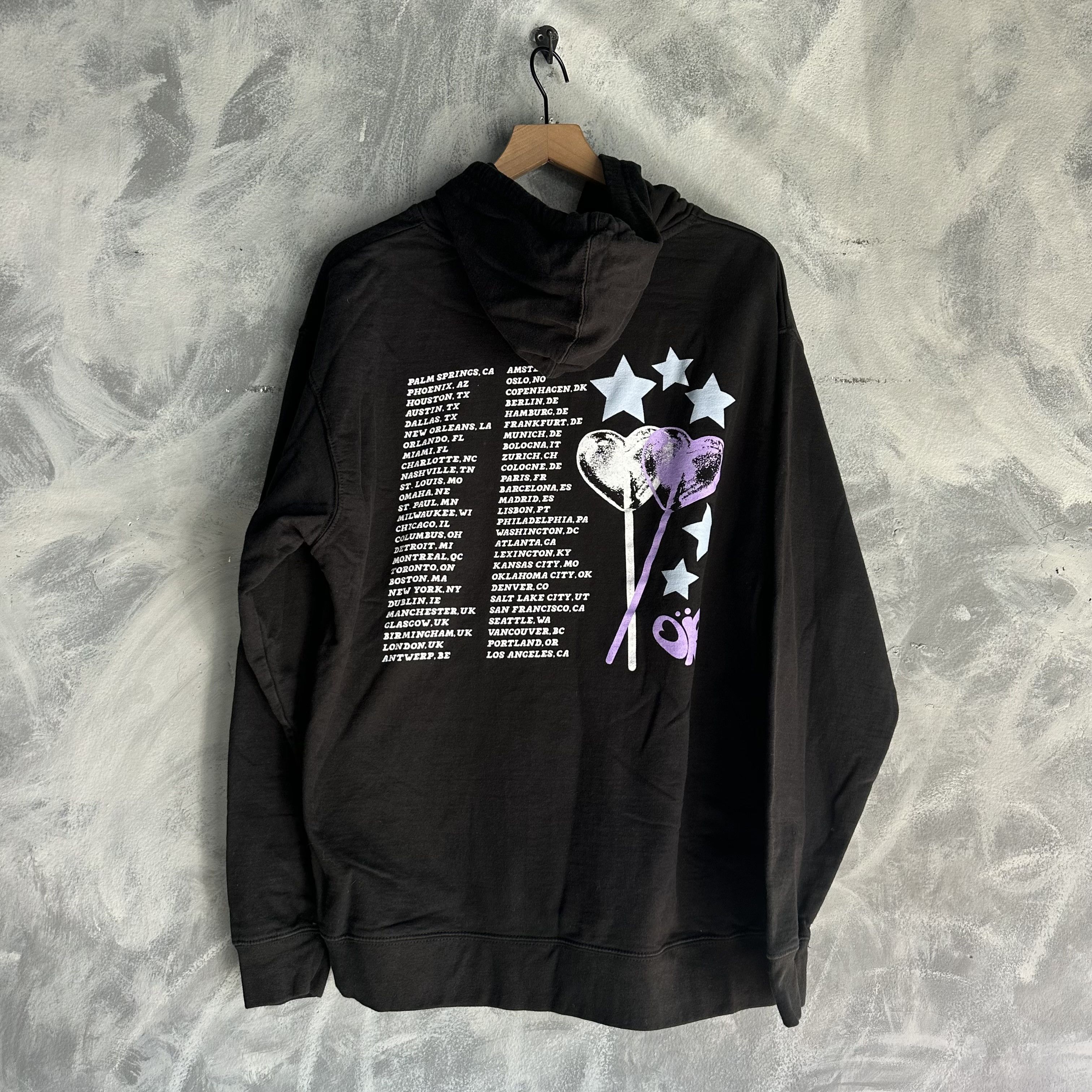 Other Olivia Rodrigo Hoodie Womens Large Black Guts World Tour Size L / US 10 / IT 46 - 5 Thumbnail