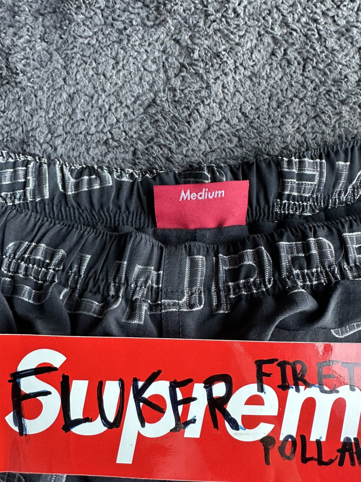 Supreme Supreme Logo Ripstop Track Pant (FW21) Used 9/10 size M Size US 30 / EU 46 - 3 Thumbnail