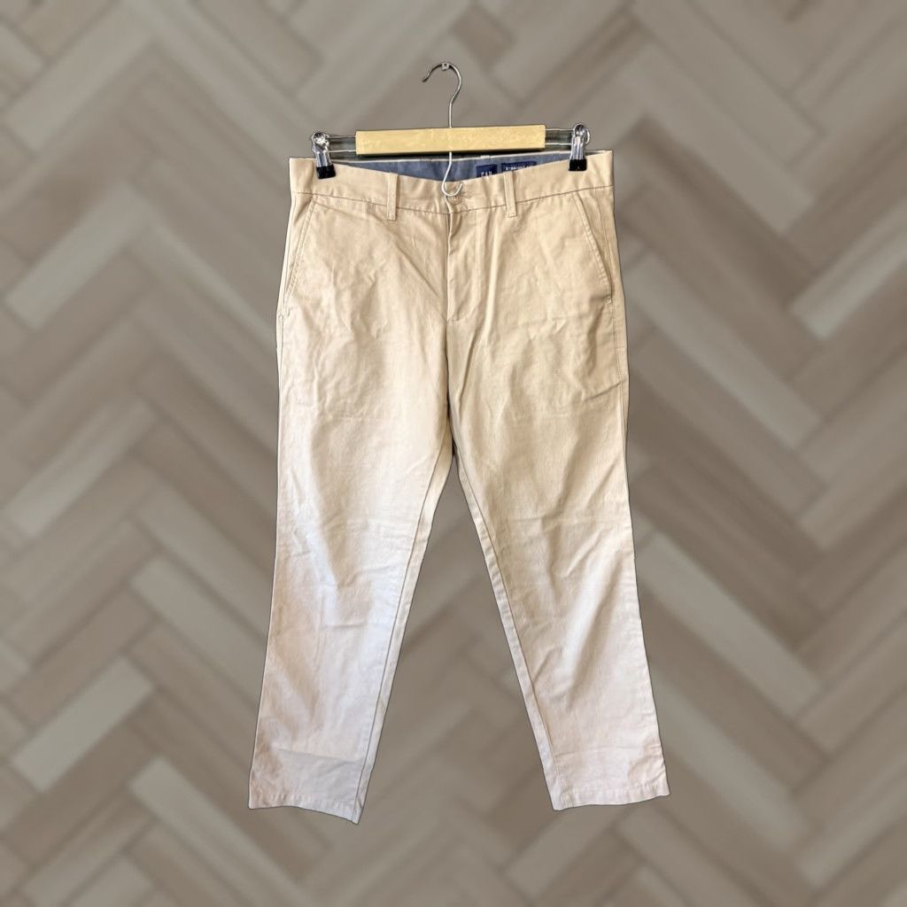 Gap Gap Mens Chino Pants 30 x 30 Regular 30 Beige Khaki" Size US 30 / EU 46 - 1 Thumbnail