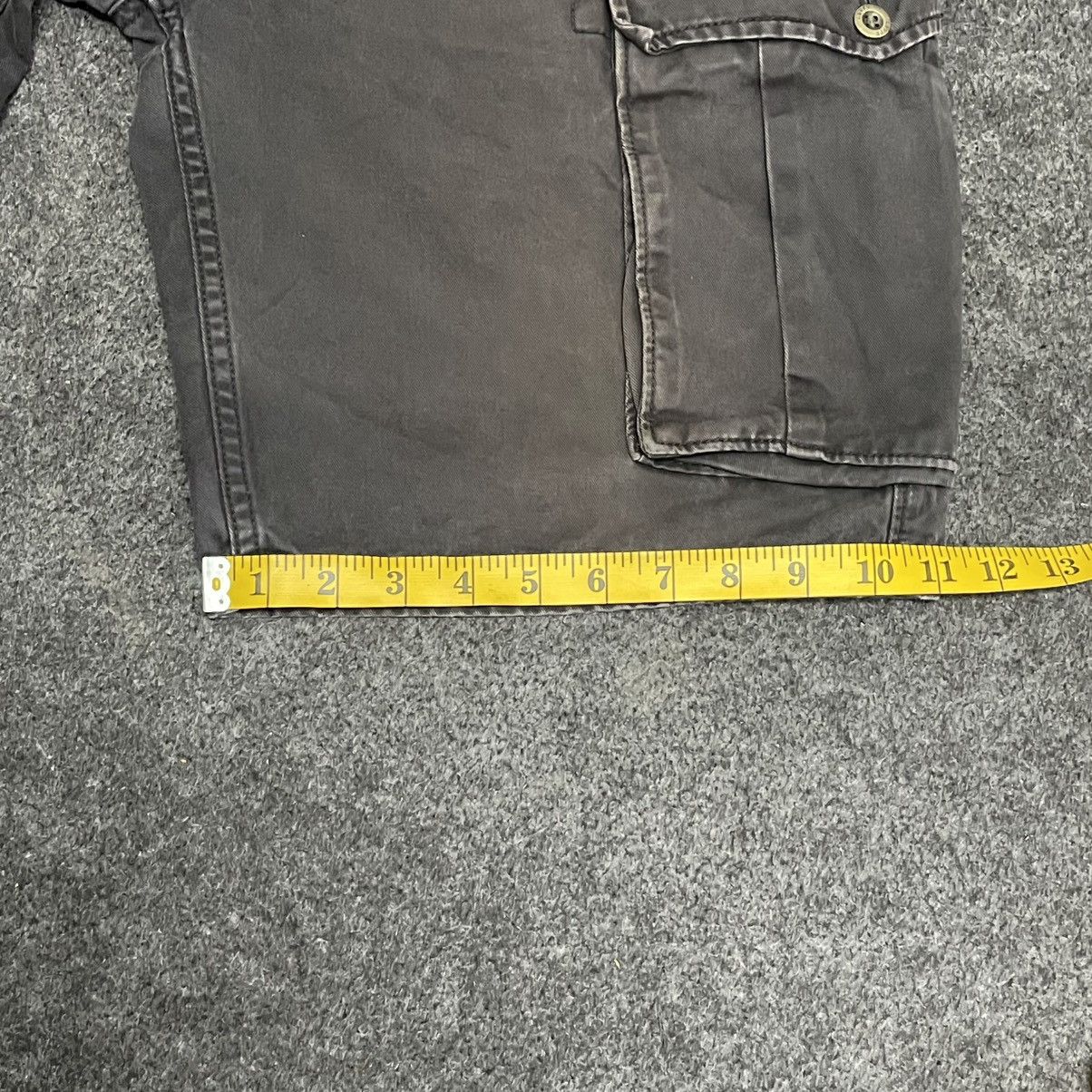 Levi's Levi’s Cargo Shorts - Washed Black on tag W34 (W36) Size US 36 / EU 52 - 10 Thumbnail