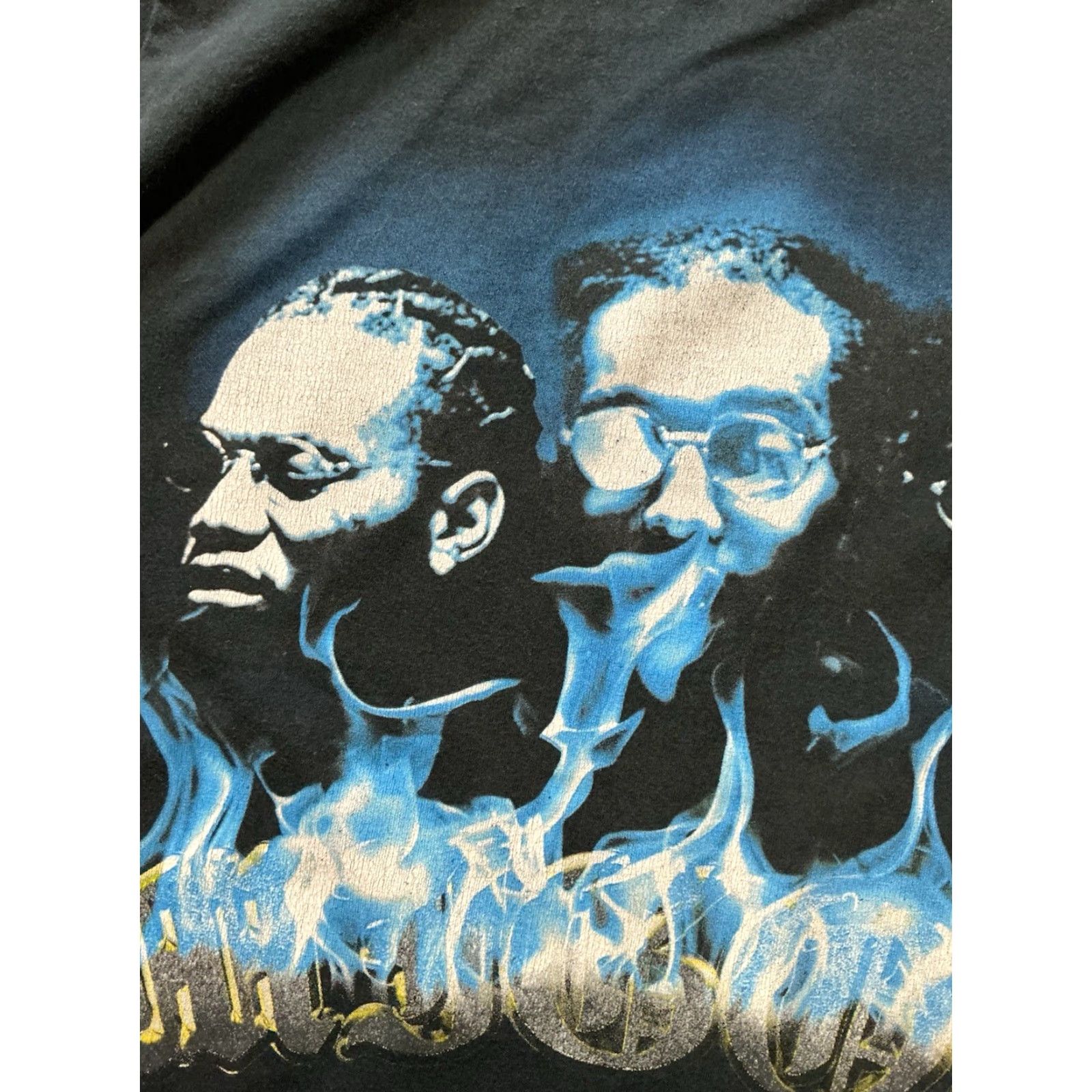 Vintage VINTAGE YRN Yung Rich Nation Migos Quavo Takeoff Offset Blue Smoke Graphic T-Shirt Sz. S Mens Shirt Black Smoke Graphic Rap Hip Hop 90s? Size US S / EU 44-46 / 1 - 7 Thumbnail