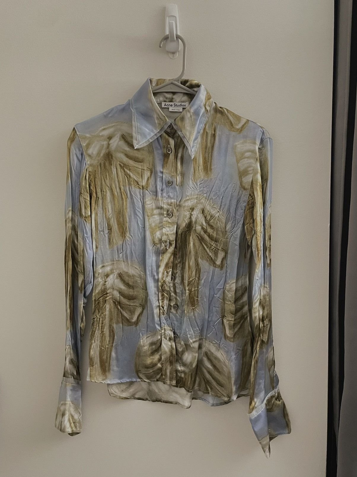 Acne Studios Blouse Acne Studios Printed Button-up Shirt in Light Blue Size XS / US 0-2 / IT 36-38 - 1 Thumbnail