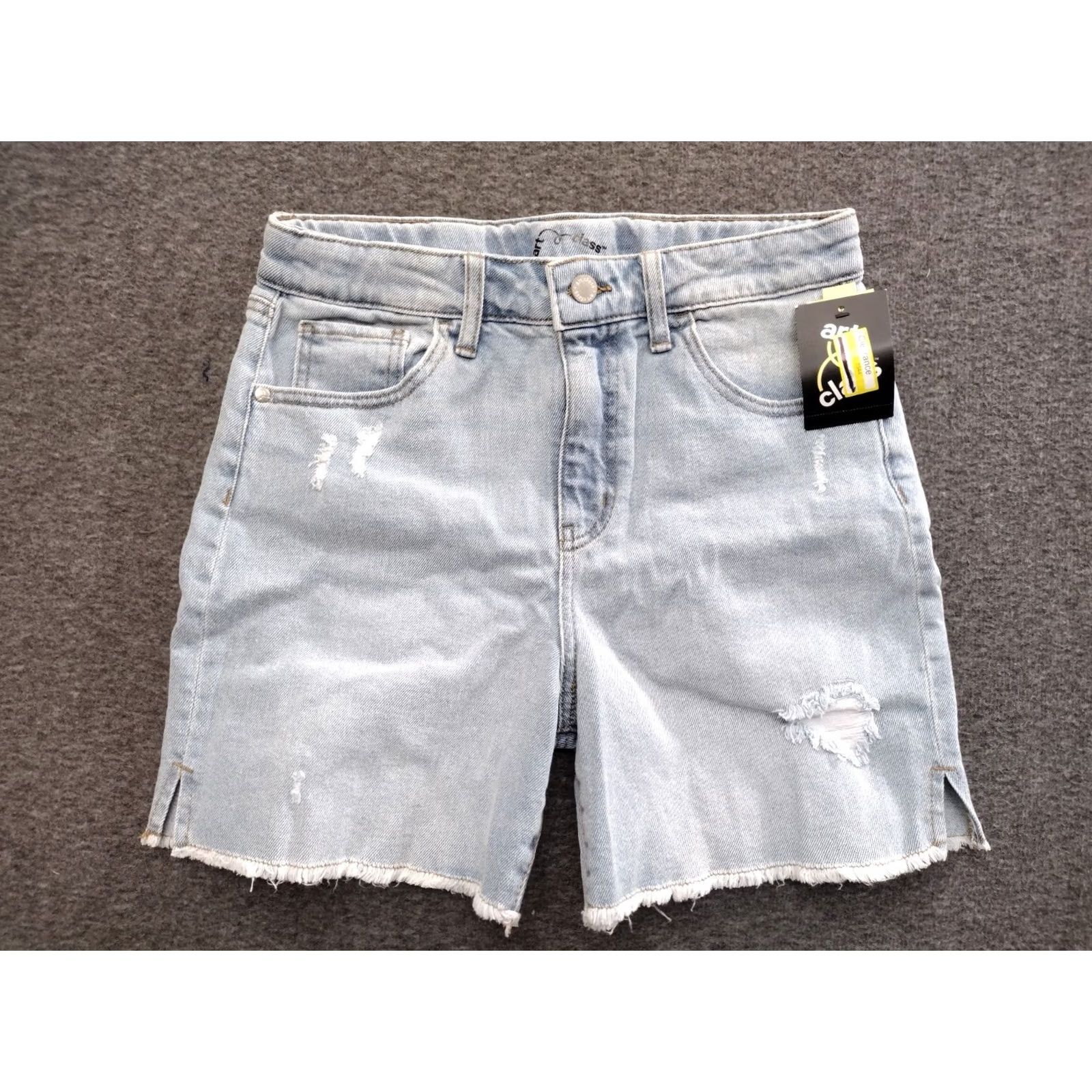 Vintage Art Class Cropped Women's Jeans Shorts light blue XL 14-16 Denim 5-Pocket Relaxed Mid Rise Casual Spring Summer Blue denim shorts (Women) Size 40" / US 18 - 2 Thumbnail