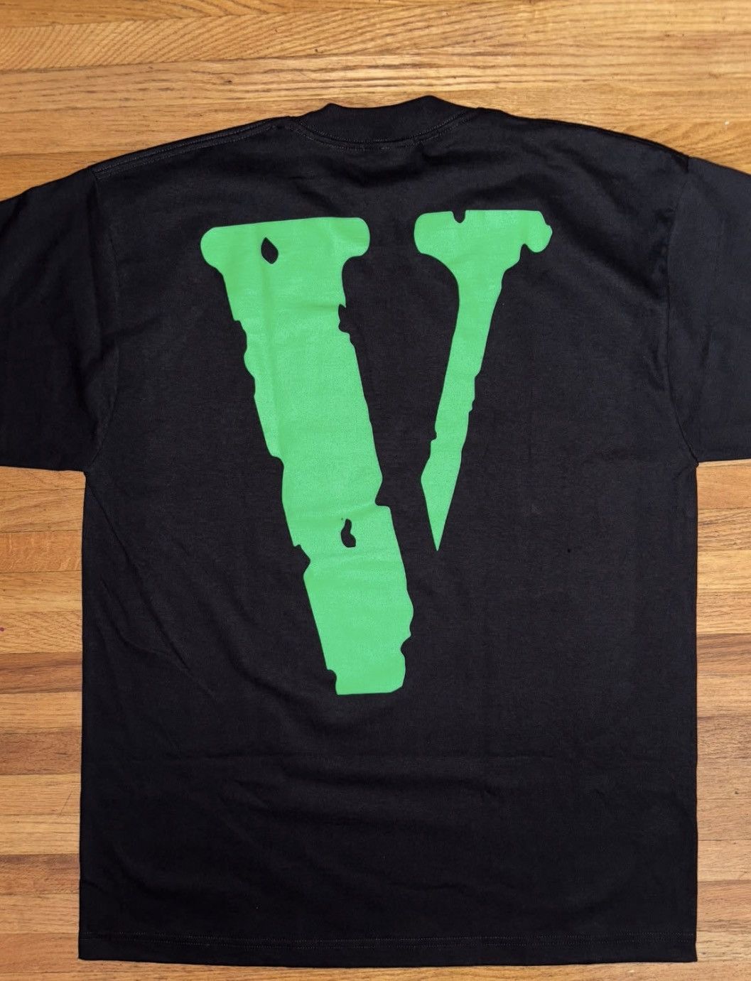Vlone Friends Vlone Tee Size US L / EU 52-54 / 3 - 4 Thumbnail