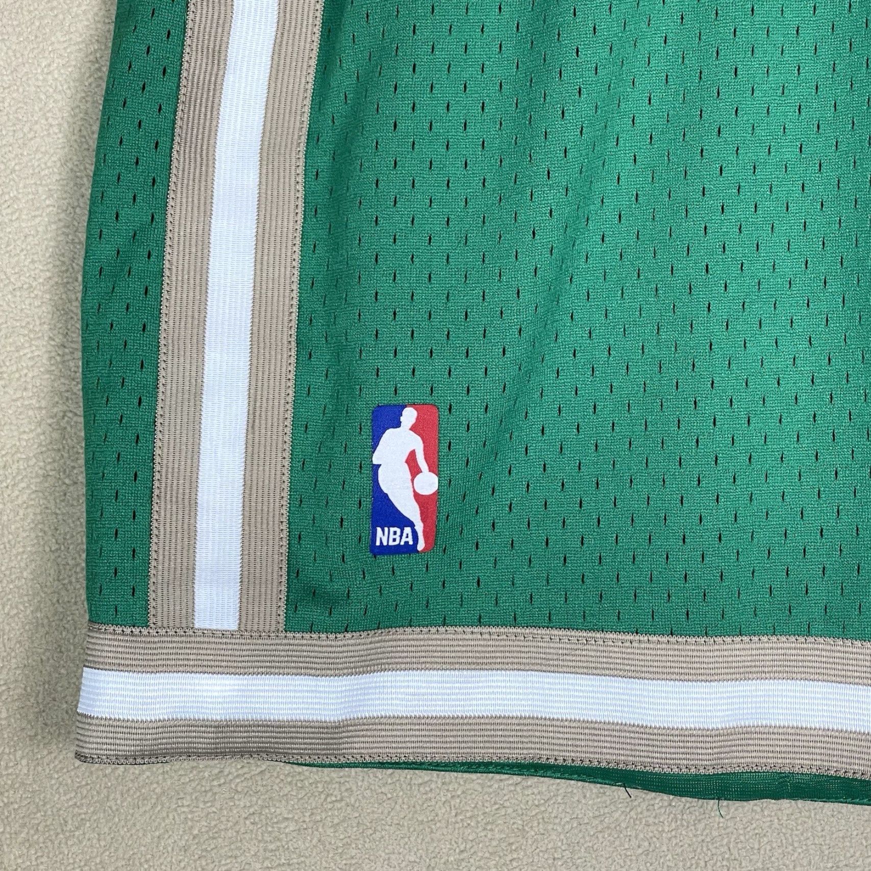 Mitchell & Ness Mitchell & Ness Shorts Mens L Green Swingman Hardwood Classics St Patricks Basketball Activewear Casual mens shorts Size US 33 - 2 Thumbnail