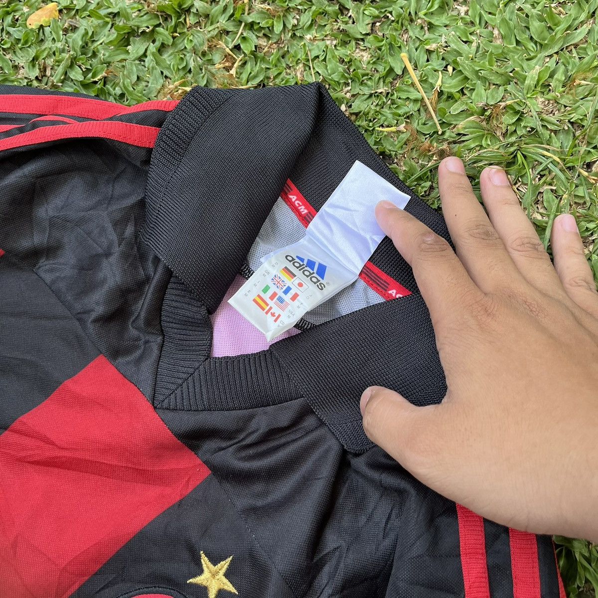 Adidas Vintage Ac milan jersey by adidas Size US L / EU 52-54 / 3 - 7 Thumbnail