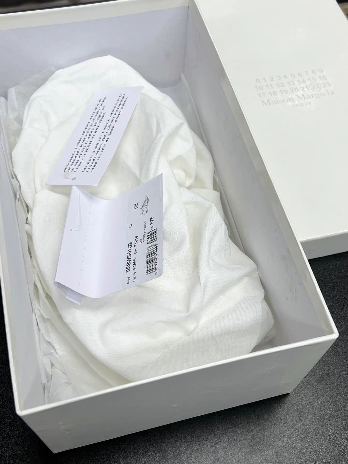 Maison Margiela Maison Margiela Replica Sneakers K15 Size US 7.5 / IT 37.5 - 9 Thumbnail
