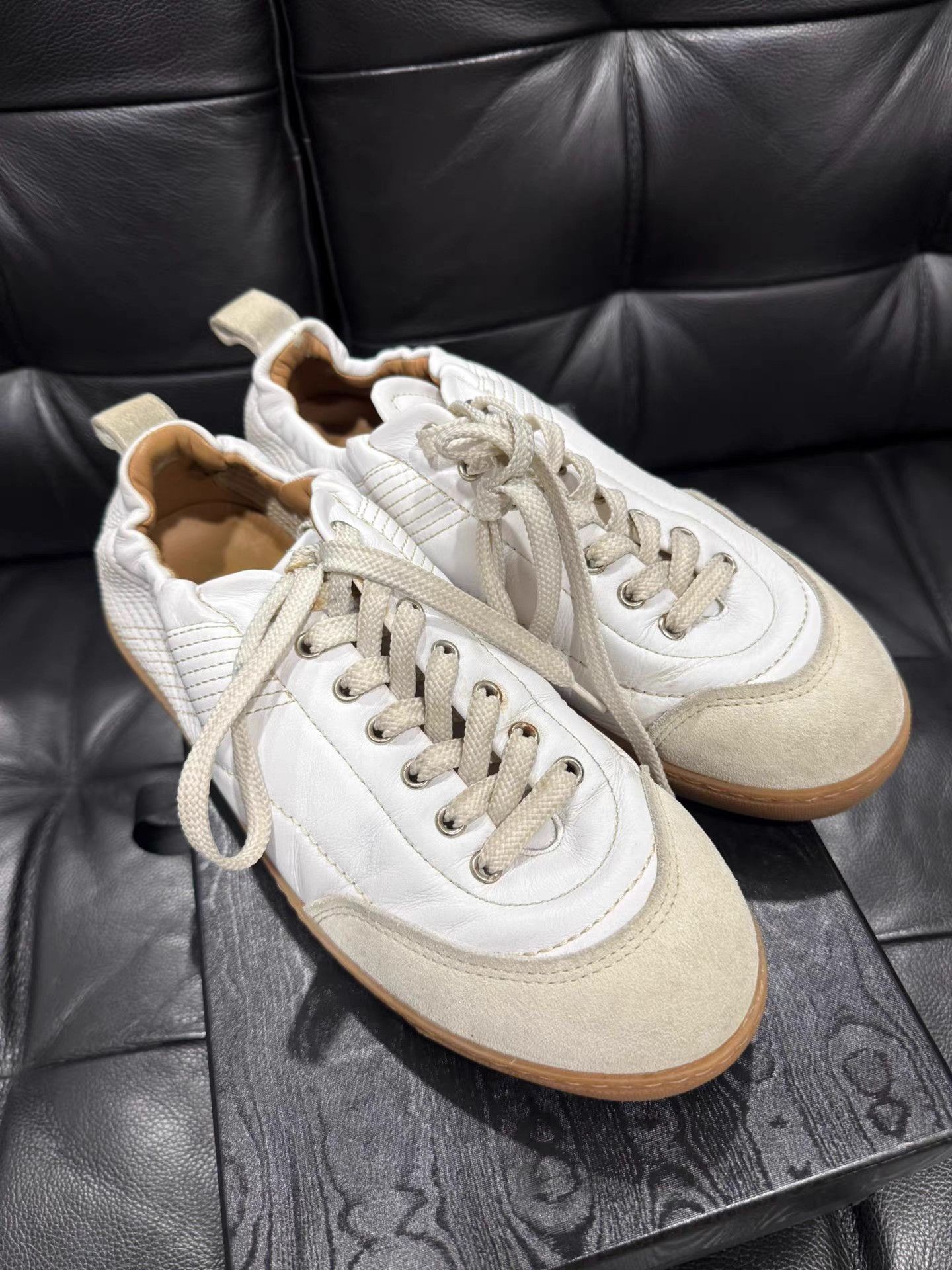 Dries Van Noten Dries van noten Sheepskin Sneakers K20 Size US 9 / EU 42 - 1 Thumbnail