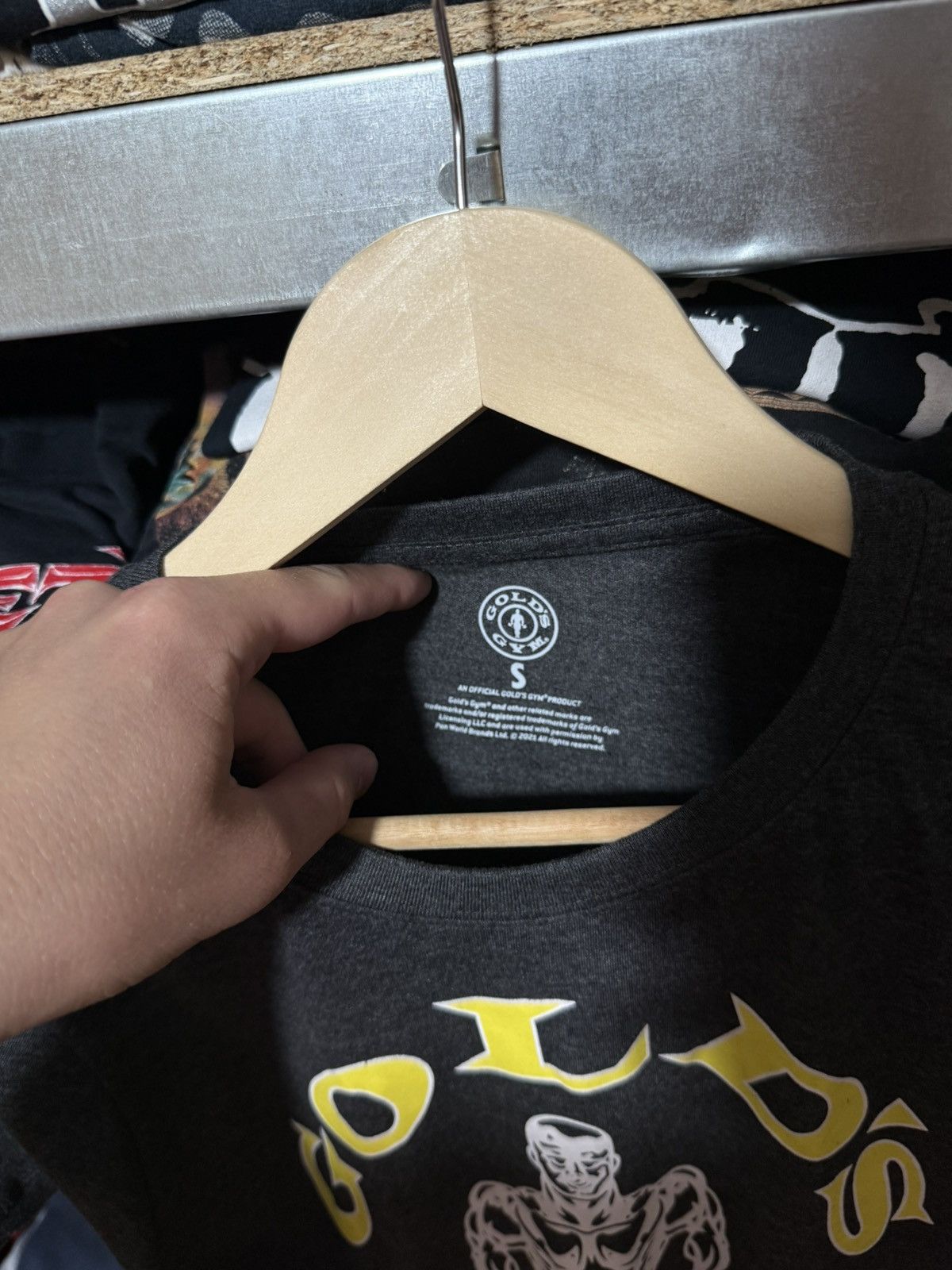 Vintage Rare Vintage 90’s Golds Gym Sportswear T-Shirt Y2K Hype Size US S / EU 44-46 / 1 - 3 Thumbnail