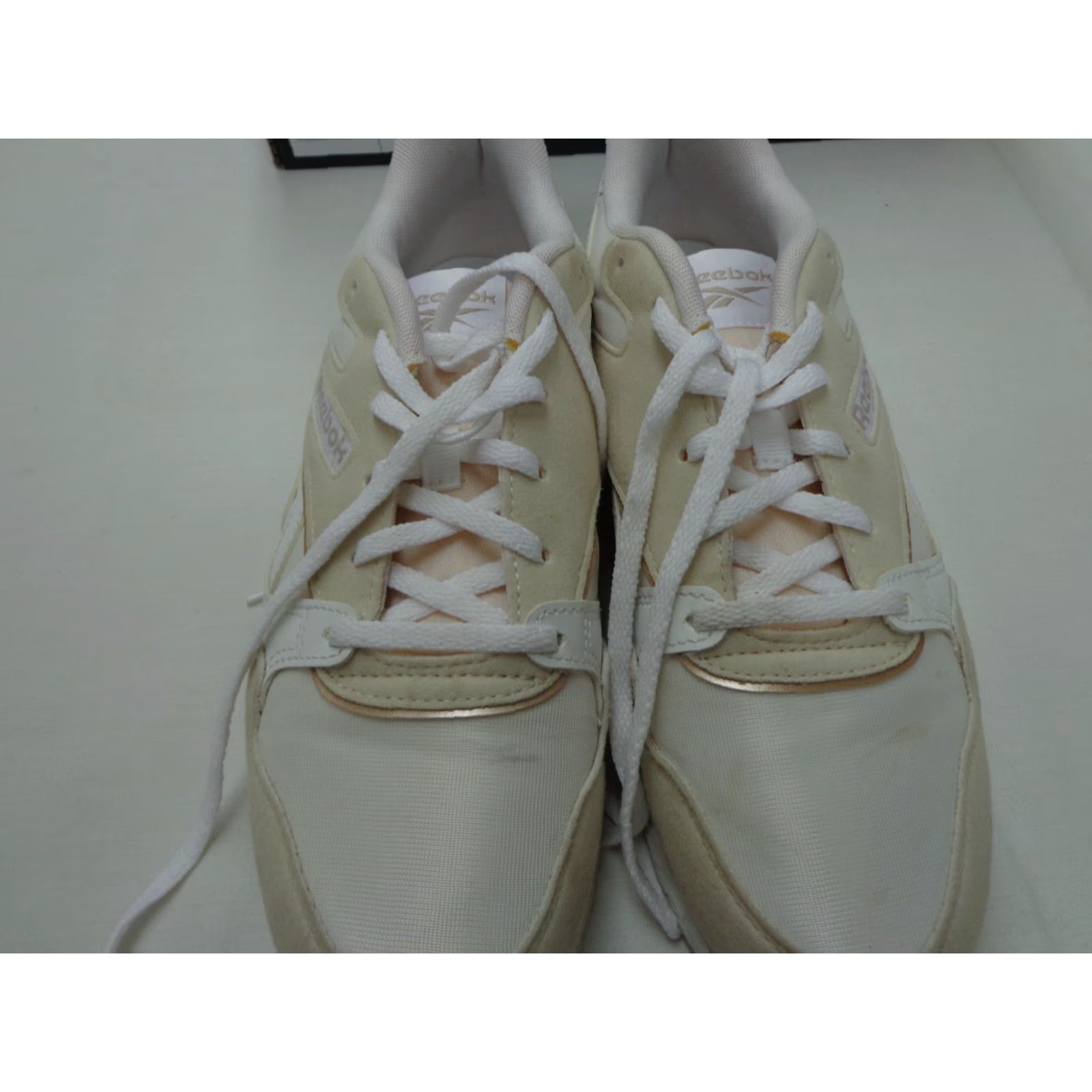 Reebok Pre-Owned Reebok Ultraflash Women Sneaker Size 9 Ivory/Cream Running Lace Up Shoes Size US 9 / IT 39 - 2 Thumbnail