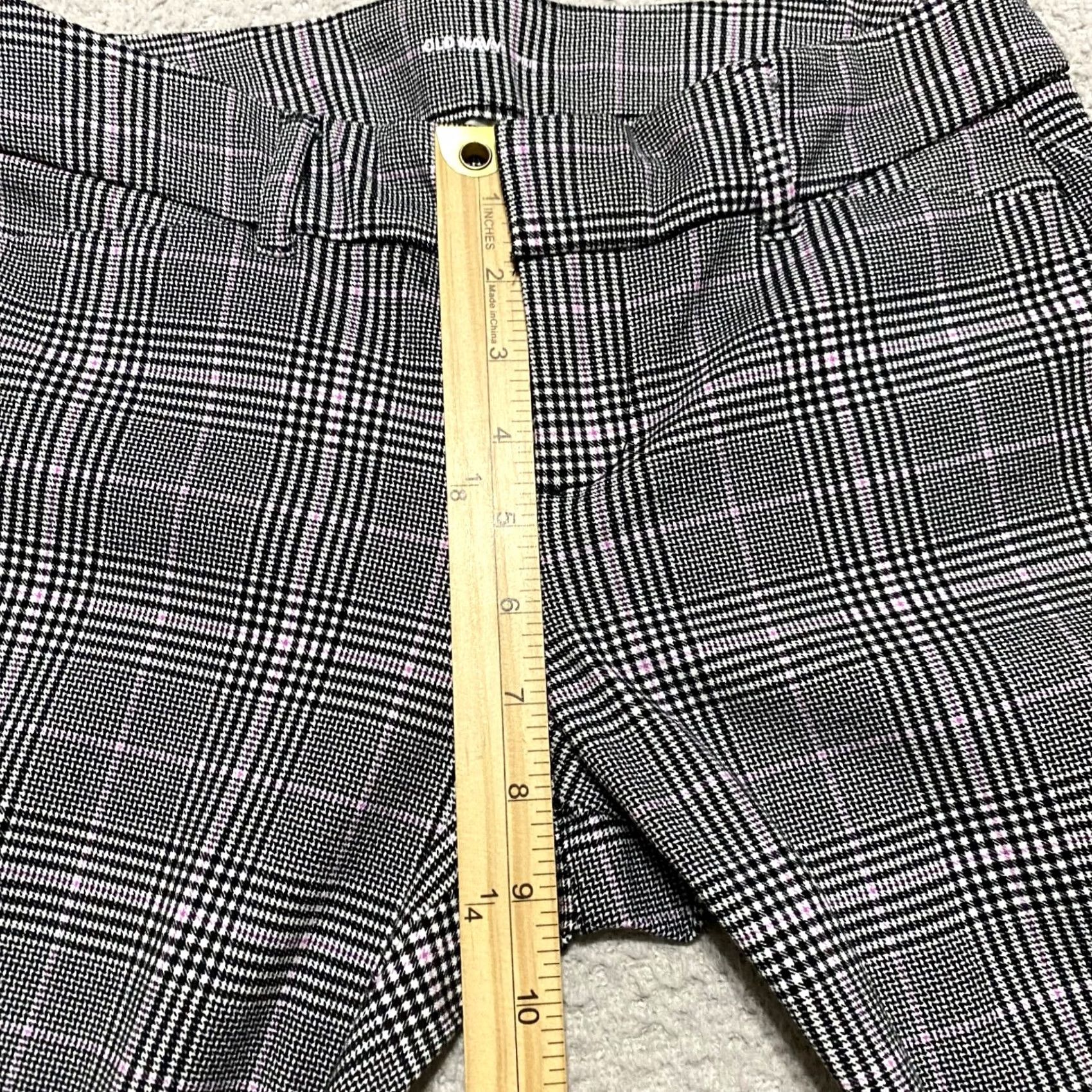 Old Navy Old Navy Pixie Skinny Pants Gray Plaid Women's 2 Mid Rise Ankle Pockets Baggy? Size 26" / US 2 / IT 38 - 7 Thumbnail