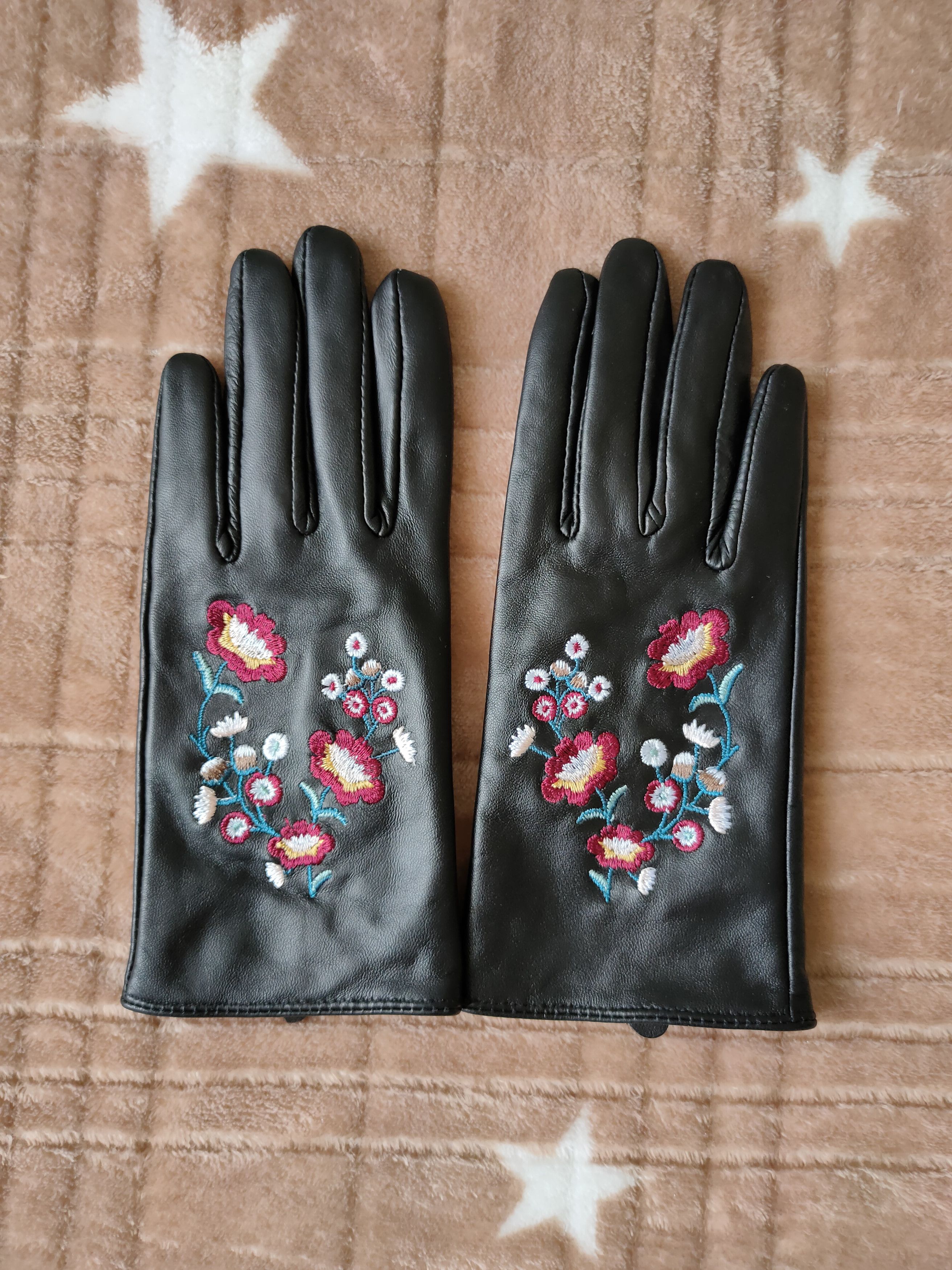 NEXT Woman's Leather Gloves Next S Embroidered Pattern Of Flowers Size ONE SIZE - 5 Thumbnail