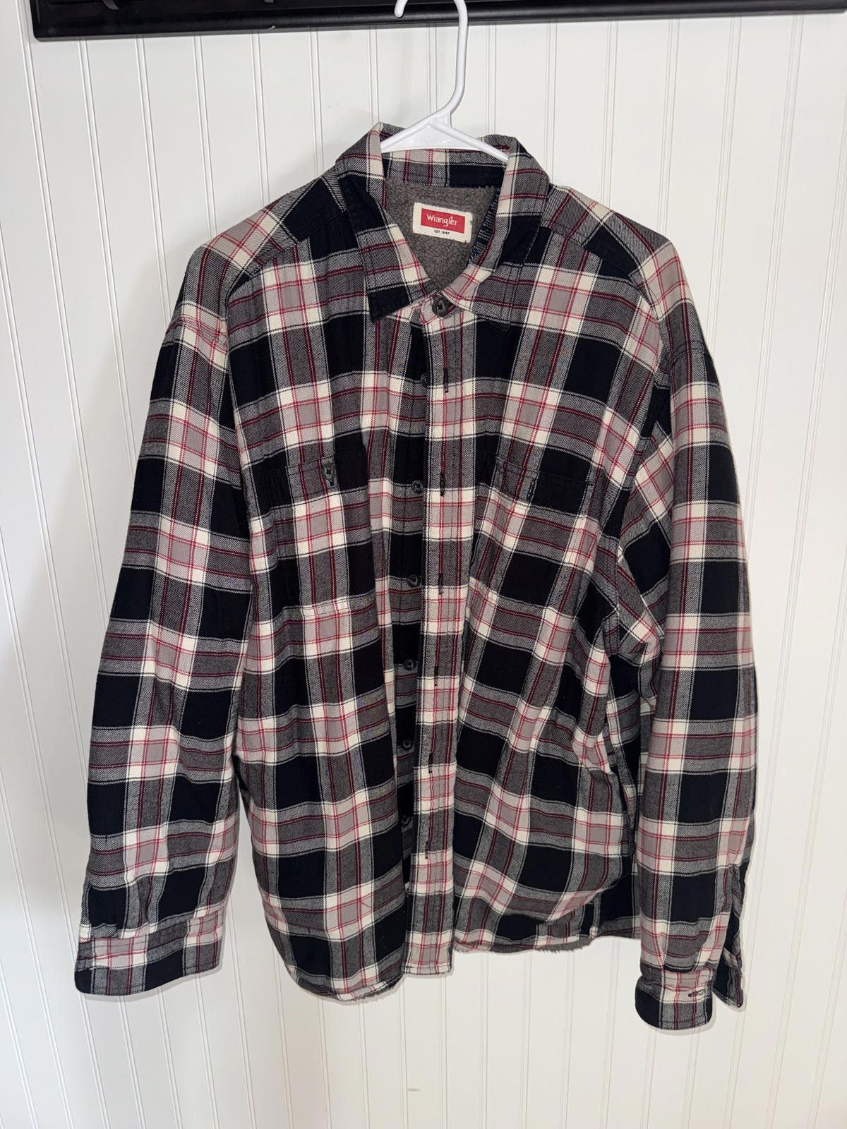 Wrangler Wrangler Men's Plaid Sherpa-Lined Flannel Jacket Size US XL / EU 56 / 4 - 1 Thumbnail