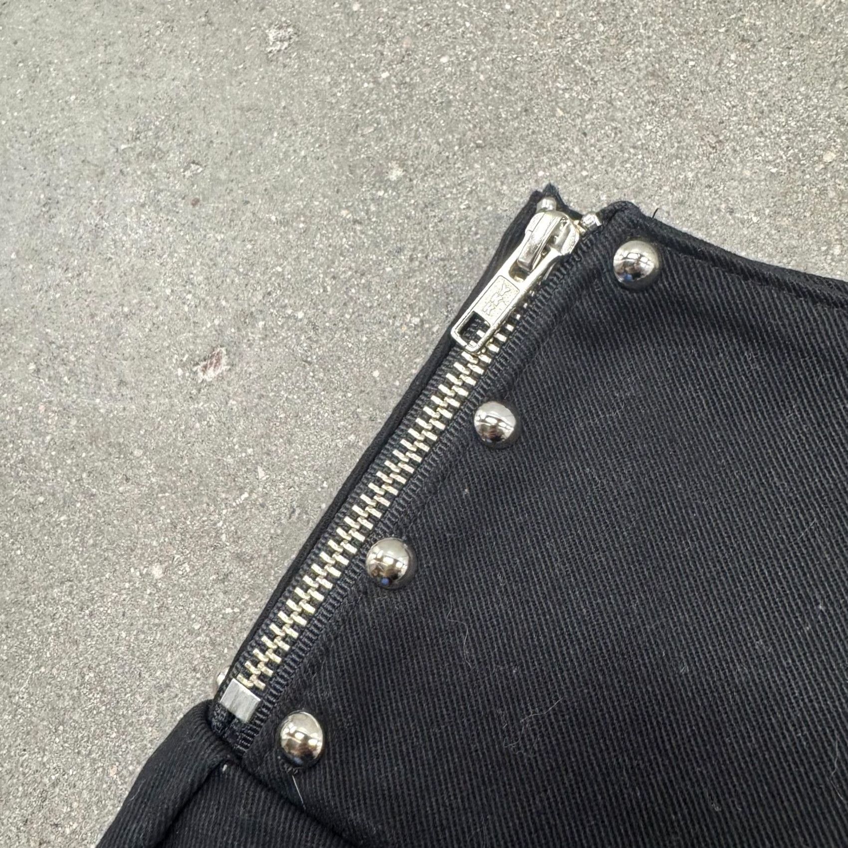 Vintage Switchblade Stiletto Mini Skirt Womens S Black Front Zipper Goth Emo Size 28" / US 6 / IT 42 - 2 Thumbnail