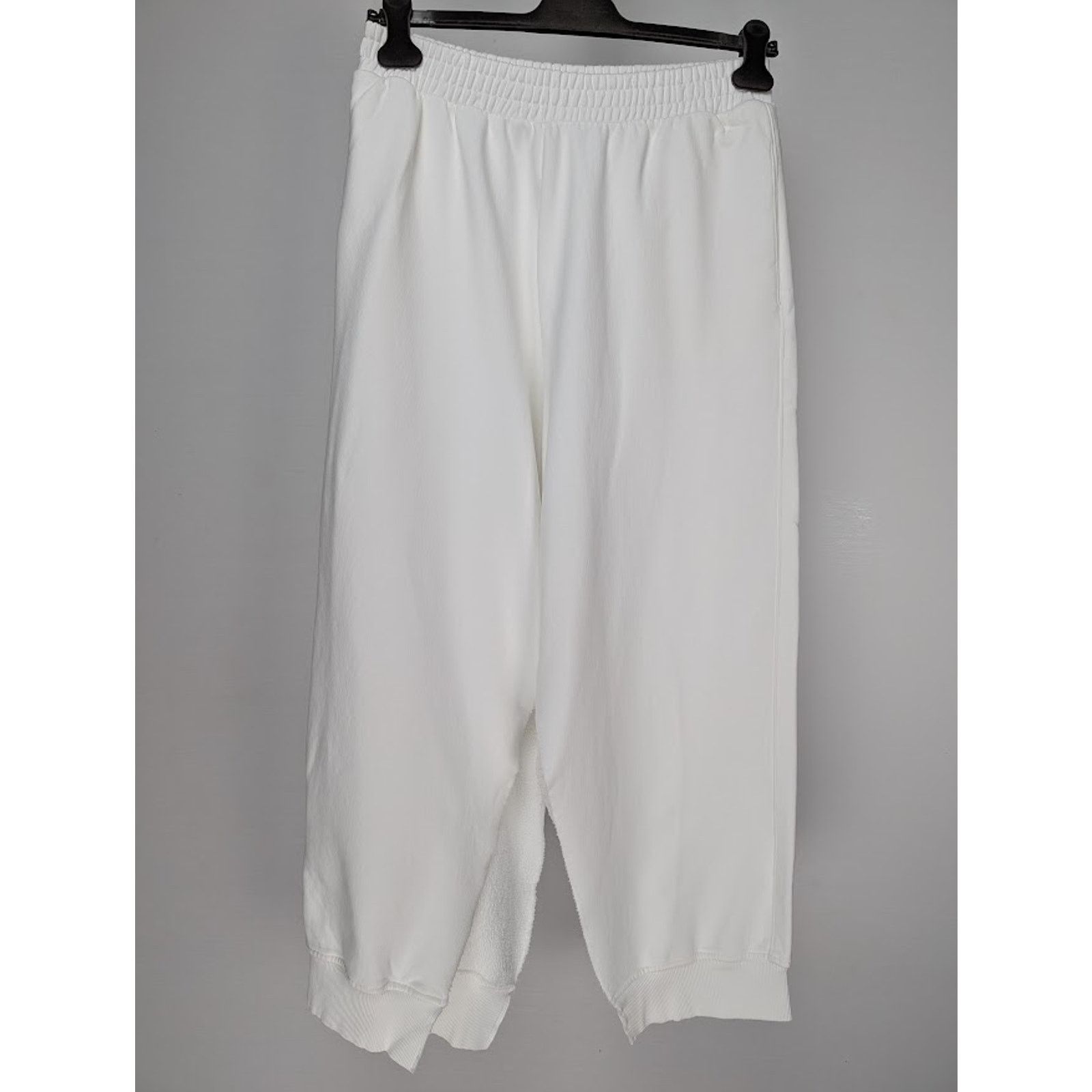 Maison Margiela o1rshd1 Women's /DUP/ MM6 Pants / Sweatpants Short in White Size 24" / US 00 / IT 34 - 2 Thumbnail