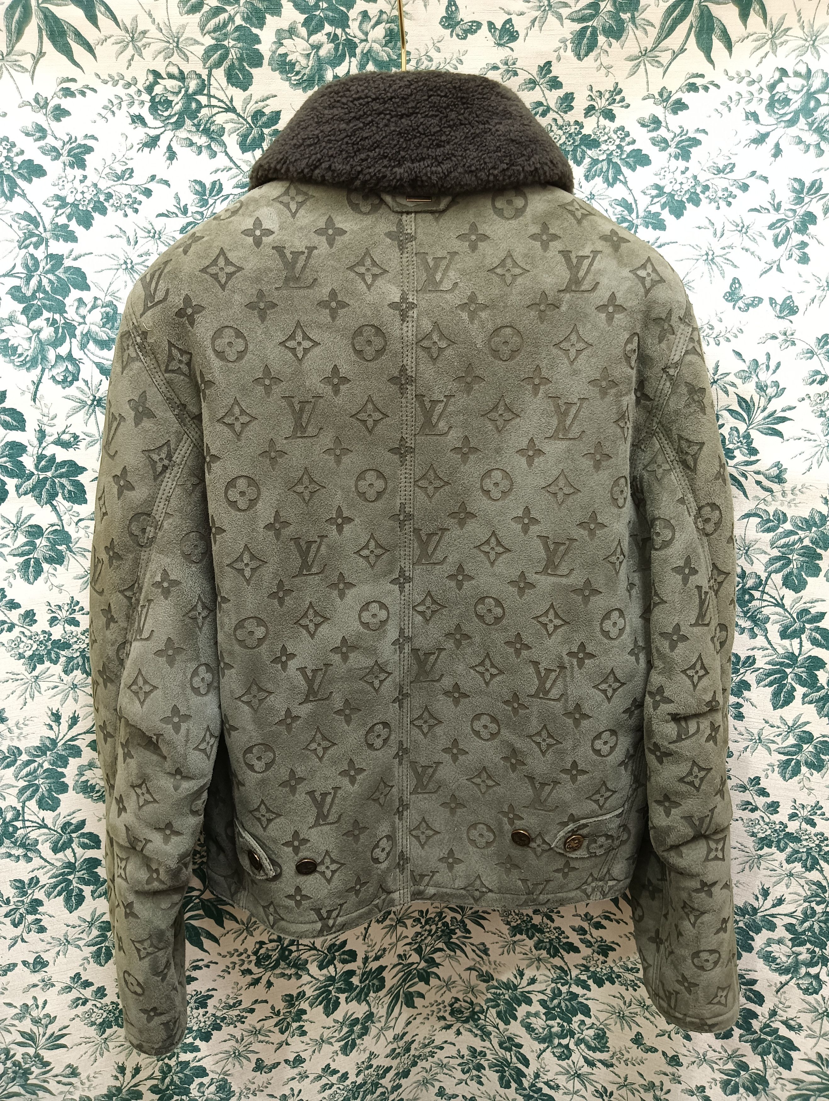 Louis Vuitton LVSE Monogram Embossed Shearling Jacket Size US S / EU 44-46 / 1 - 2 Thumbnail