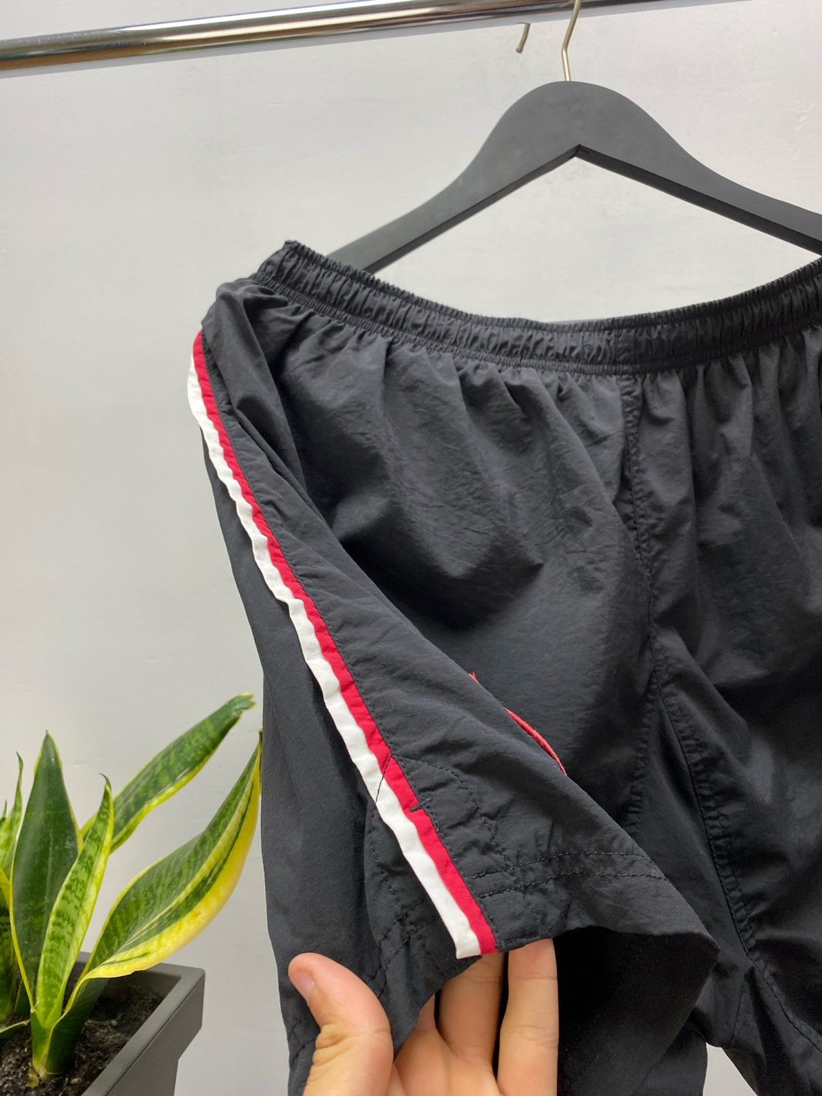 Nike × Vintage Vintage 99s Glasgow Rangers Soccer Shorts Football Size US 36 / EU 52 - 10 Thumbnail