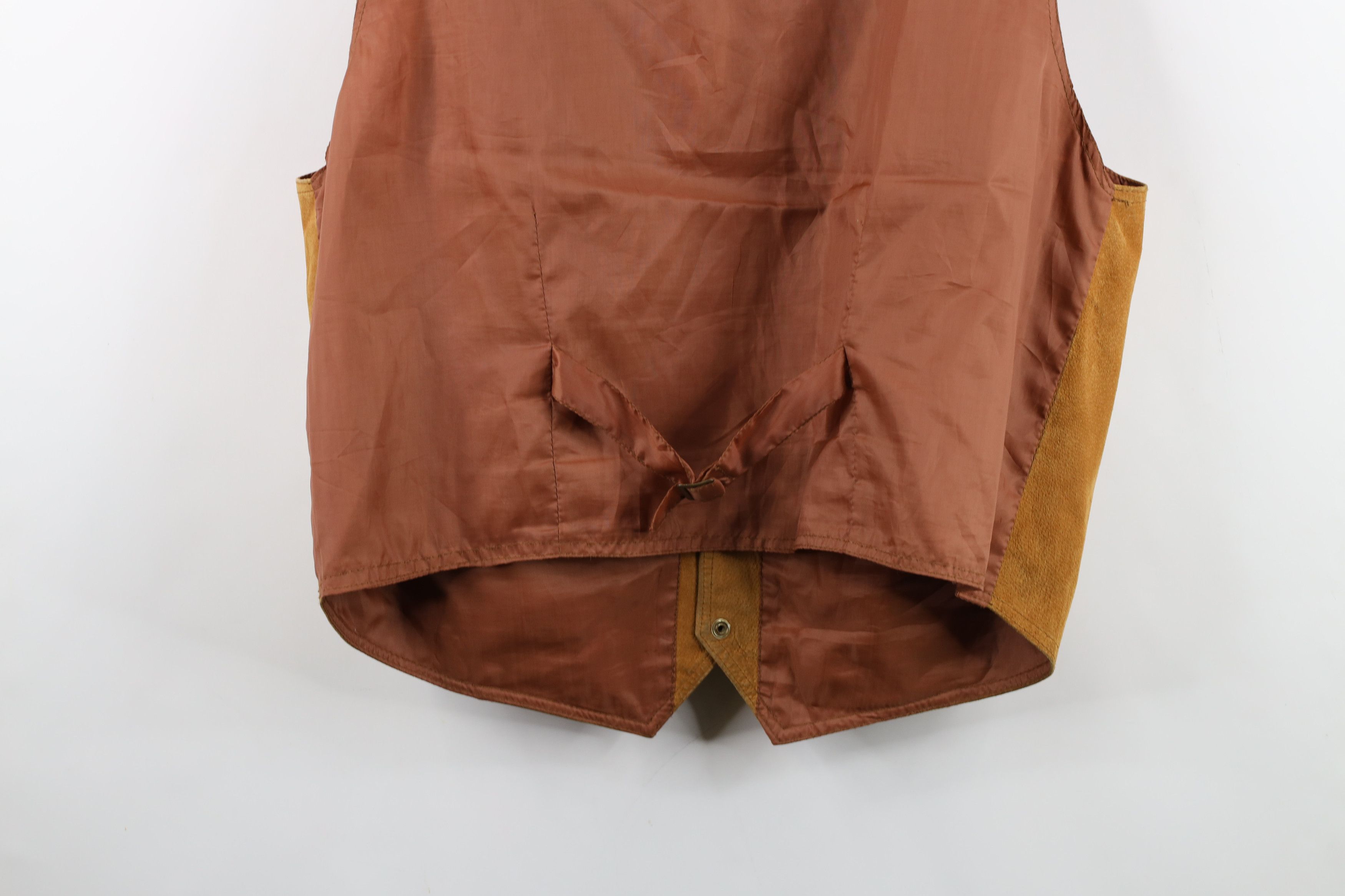 Vintage Vintage 90s Streetwear Western Suede Leather Vest Jacket Size US XL / EU 56 / 4 - 13 Thumbnail