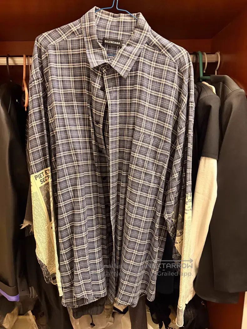 Balenciaga Balenciaga size 37 Shirt Size US S / EU 44-46 / 1 - 1 Thumbnail