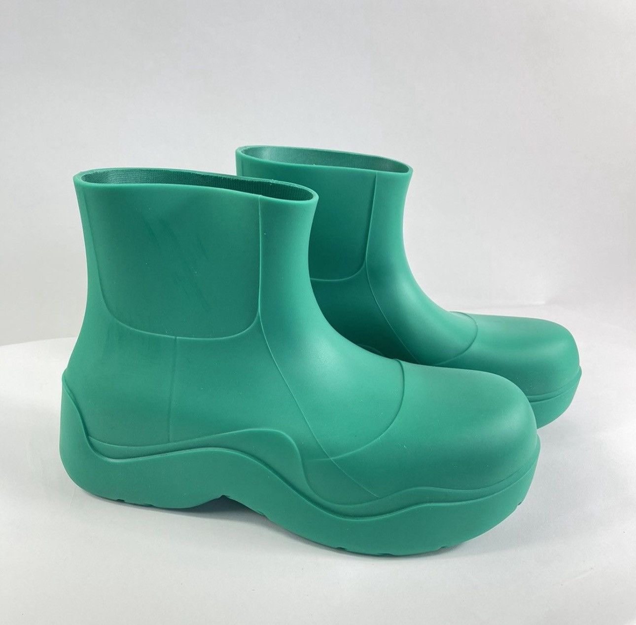 Bottega Veneta BOTTEGA VENETA PUDDLE ANKLE BOOT SIZE: 42 Size US 9 / EU 42 - 1 Thumbnail