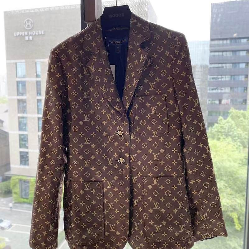 Louis Vuitton Louis Vuitton Monogram Silk Blazer Size 36 Size XS / US 0-2 / IT 36-38 - 1 Thumbnail