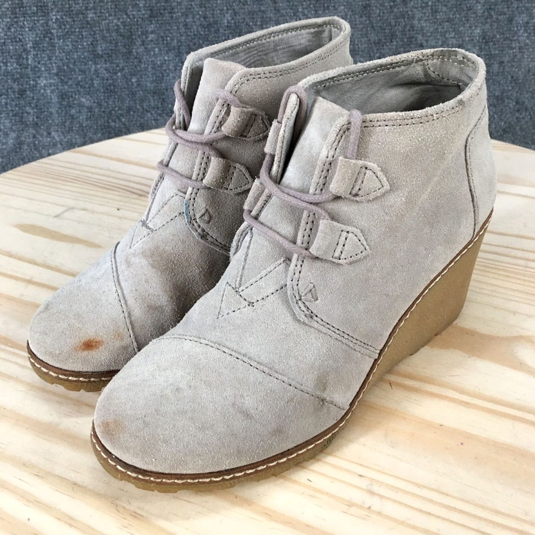 Toms TOMS Boots Womens 5.5 Desert Wedge Ankle Boot Gray Suede Leather Lace Up Casual Size US 6 / IT 36 - 3 Thumbnail