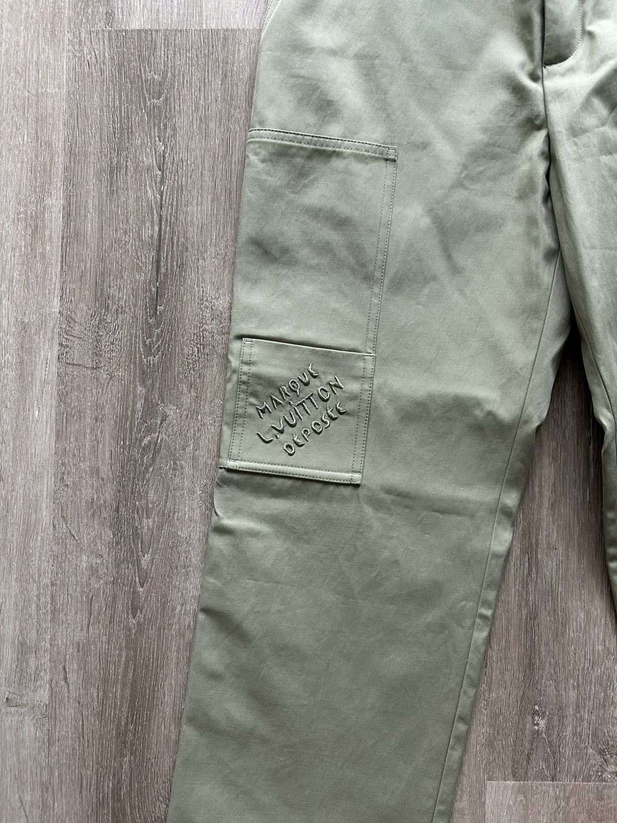 Louis Vuitton LOUIS VUITTON Green Trousers Size US 32 / EU 48 - 2 Thumbnail