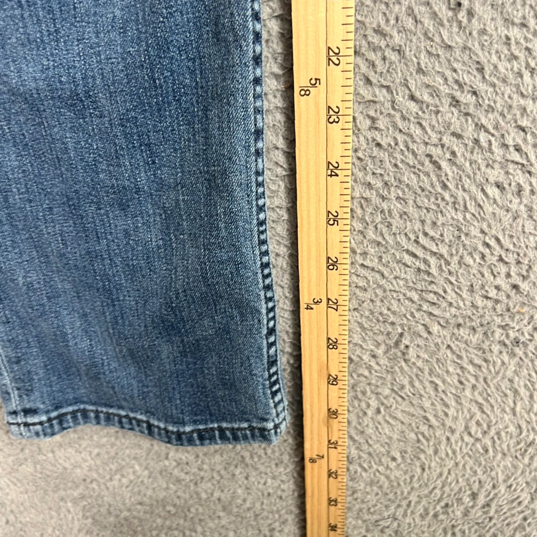 Levi's VINTAGE Levi's 514 Slim Straight Jeans Men’s 32x32 Blue Denim Mid Rise 90s Biker Style Size US 32 / EU 48 - 3 Thumbnail
