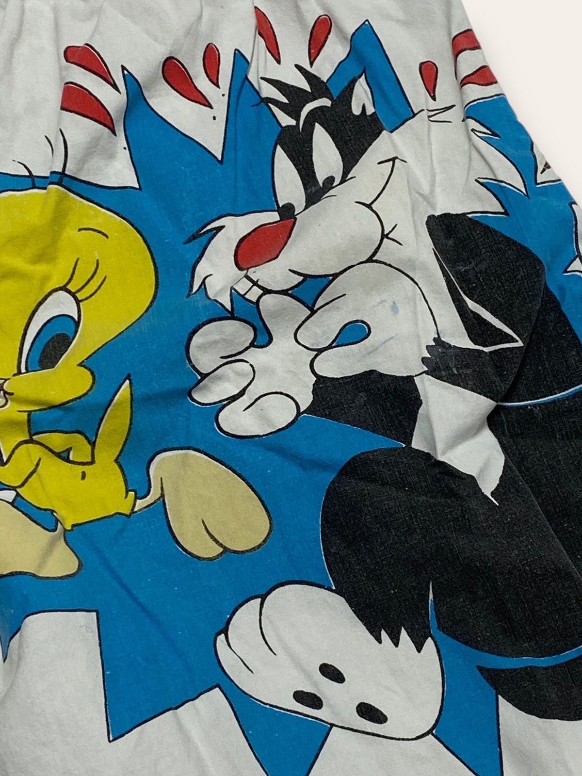 Vintage Vintage LOONEY TUNES Warner Bros Overprint Shorts Y2K Size US 32 / EU 48 - 9 Thumbnail