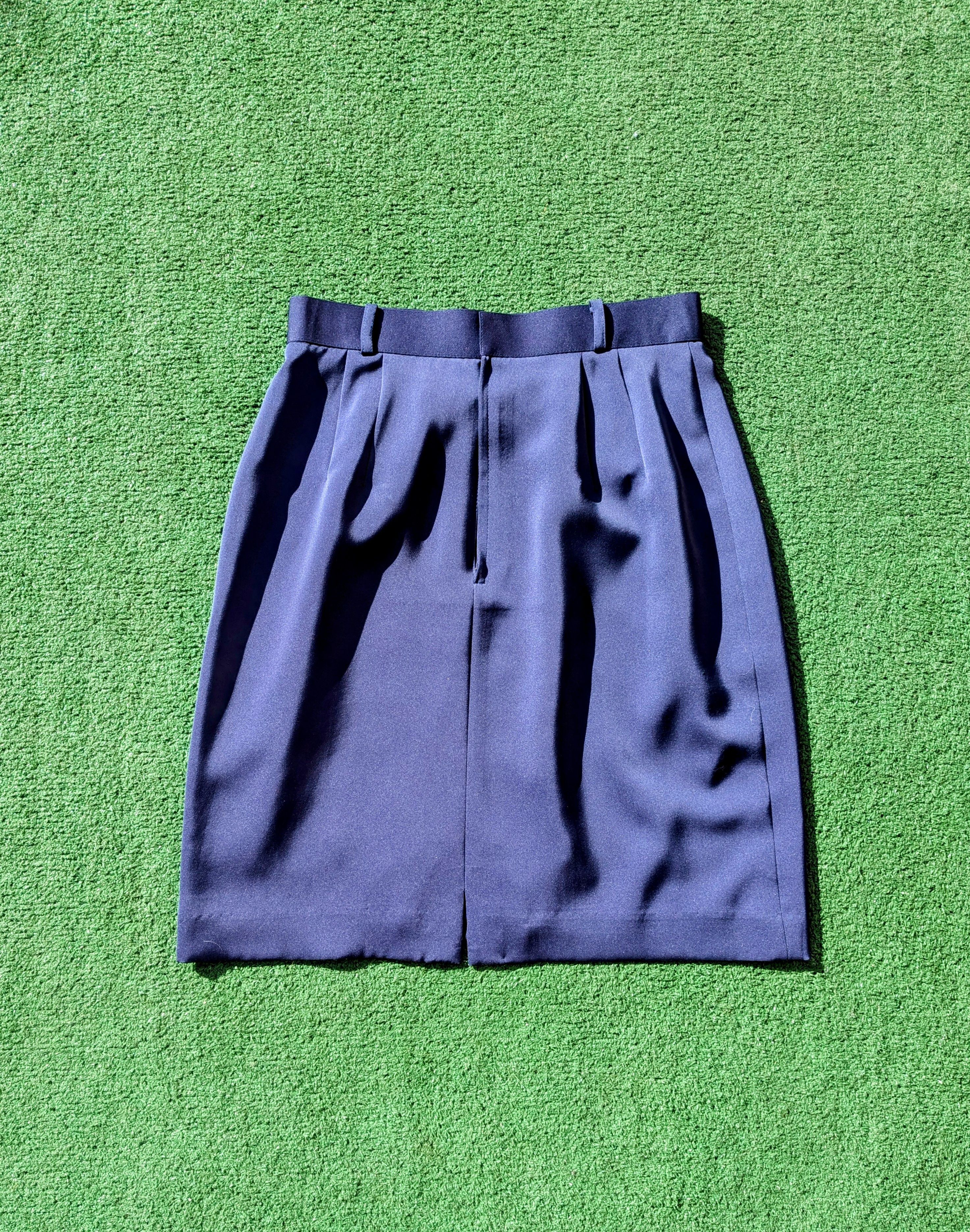 Vintage Petite Vintage Ohkura Tokyo Midi A-Line Smooth 1980s Skirt Size 27" / US 4 / IT 40 - 9 Thumbnail