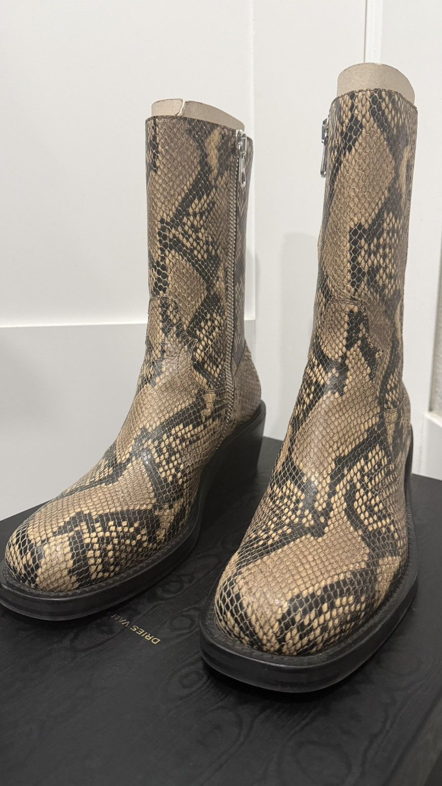 Dries Van Noten DRIES VAN NOTEN SNAKESKIN BOOTS Size US 9 / EU 42 - 2 Thumbnail