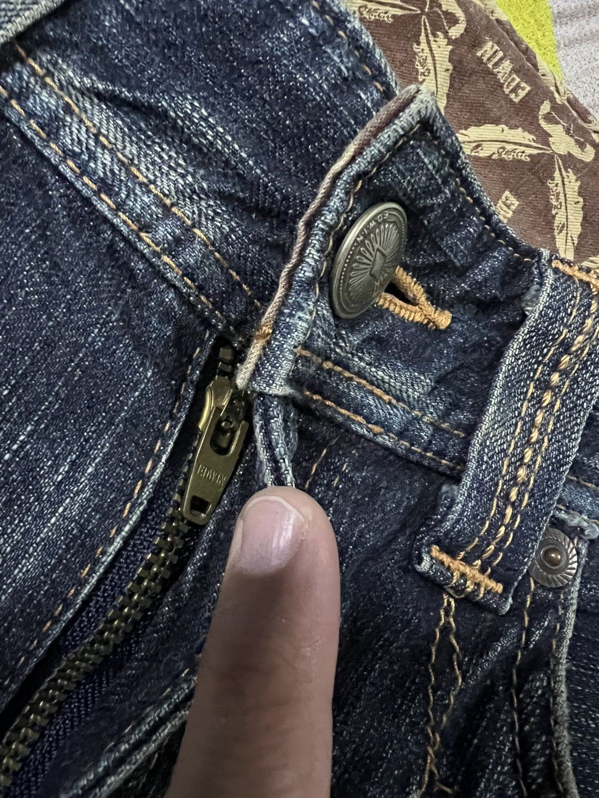 Edwin 💥Flare💥Vintage Edwin XVS Buffalo Head Distress Jean Size US 30 / EU 46 - 15 Thumbnail