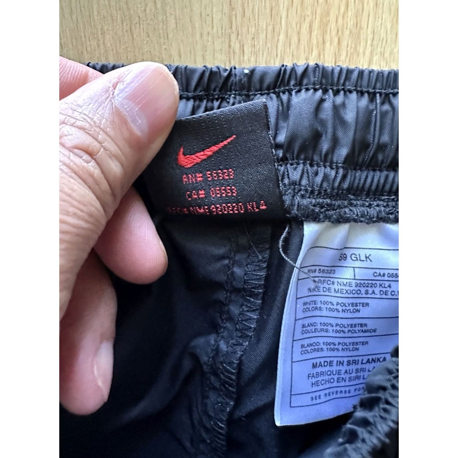 Nike VINTAGE Nike Track Pants Baggy Black Mens XL Wide-Leg 90s Nike Sportswear Size US 36 / EU 52 - 7 Thumbnail