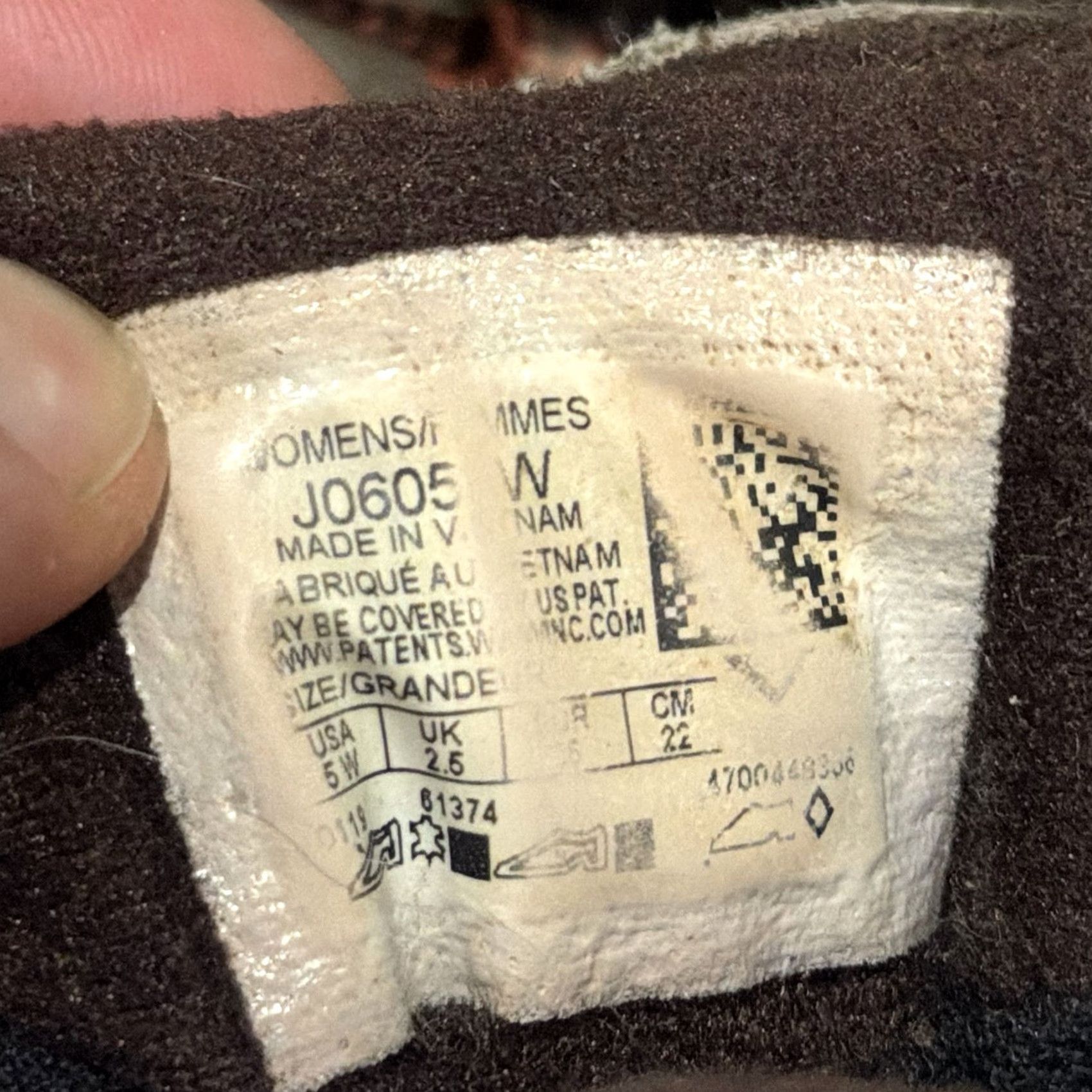 Merrell Merrell Moab 2 J06058W Bungee Cord Mid Hiking Boots Womens Sz 5 WIDE Distress Waterproof Leather Combat Boots Mens? No. Size US 5.5 / IT 35.5 - 5 Thumbnail