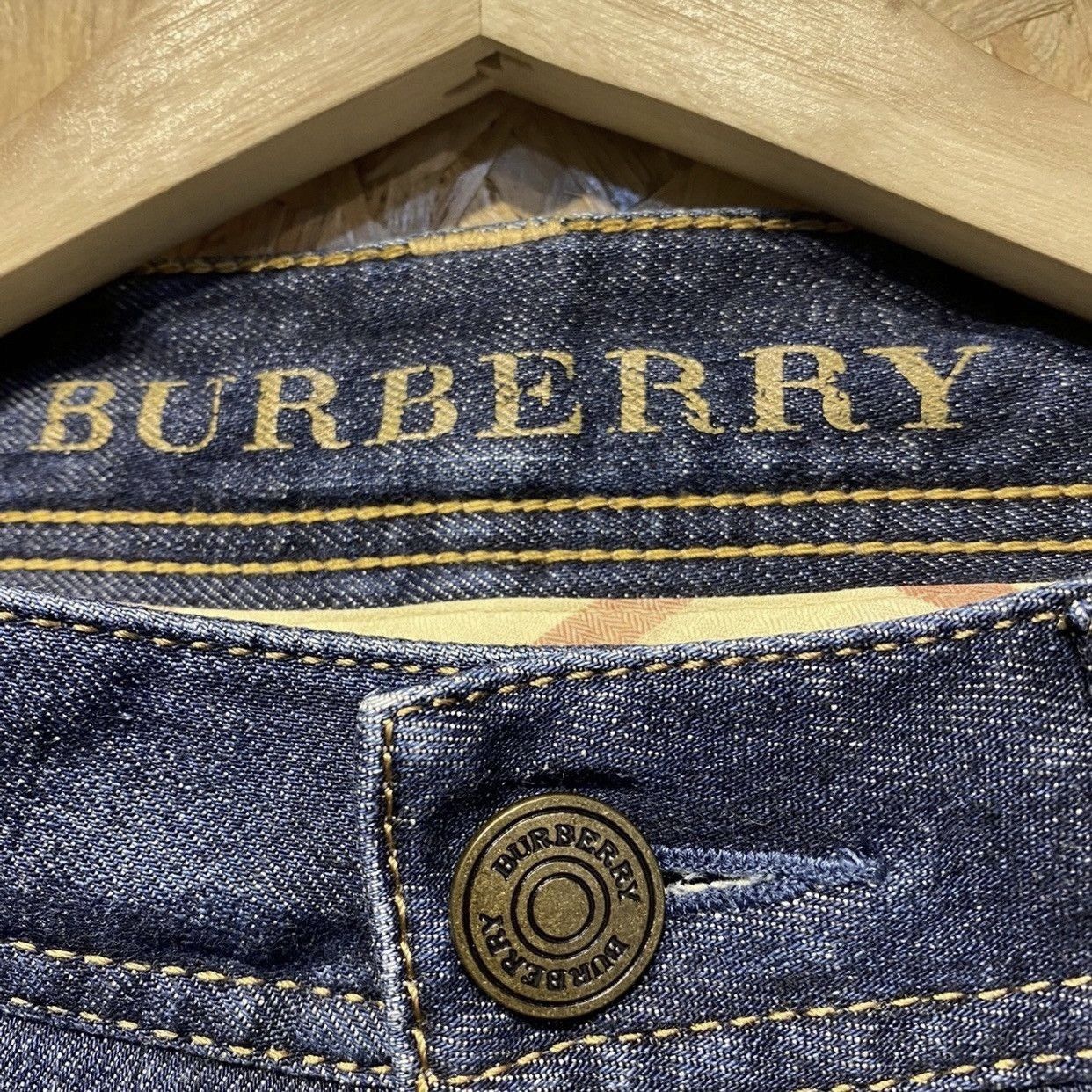 Burberry 90’s BURBERRY RARE RETRO OLD MONEY SKINNY JEANS Size US 30 / EU 46 - 8 Thumbnail