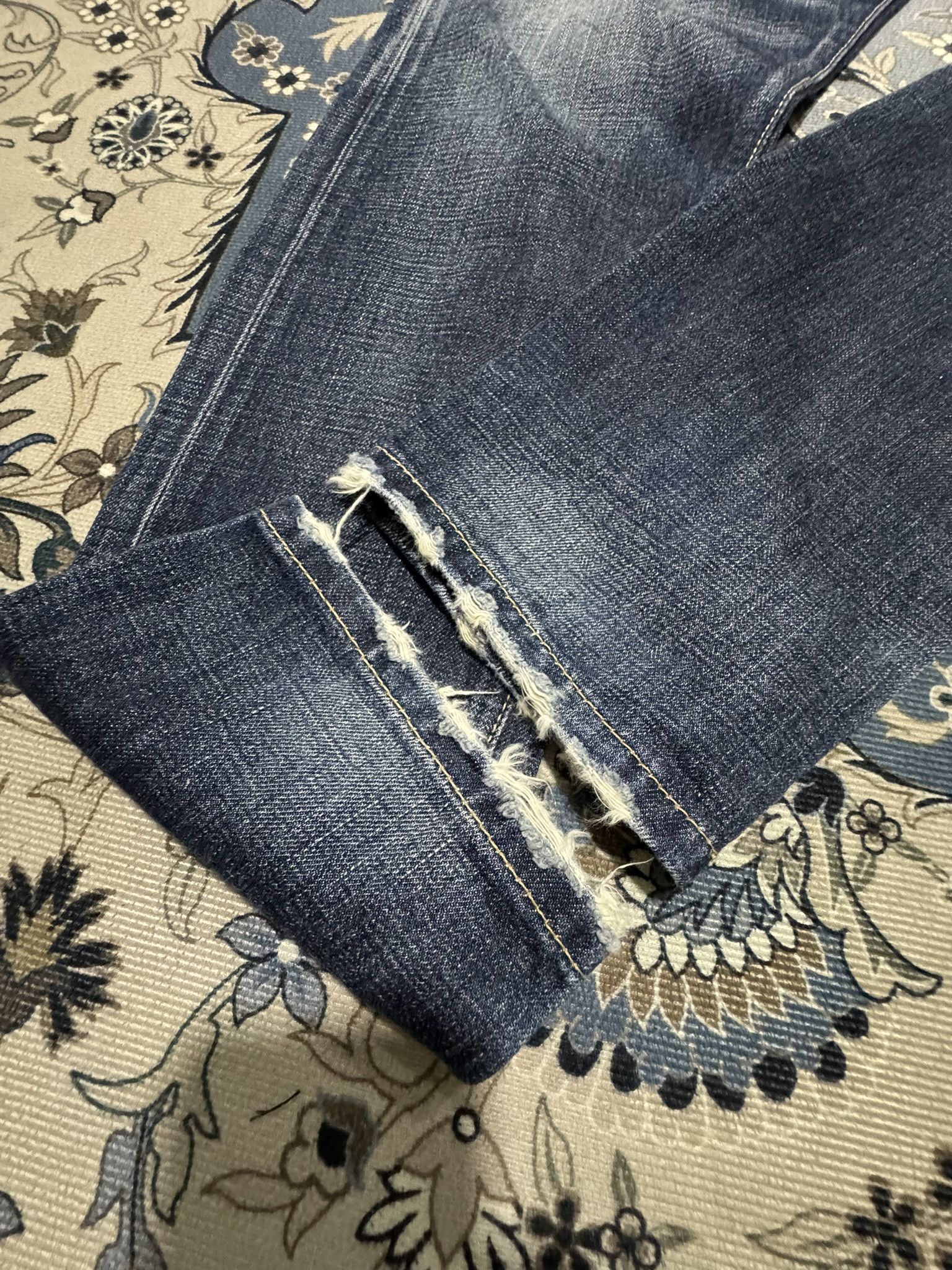 Japanese Brand × Levi's Levi's Distressed Denim Style Rain stone Selvadge Jeans Size US 30 / EU 46 - 7 Thumbnail