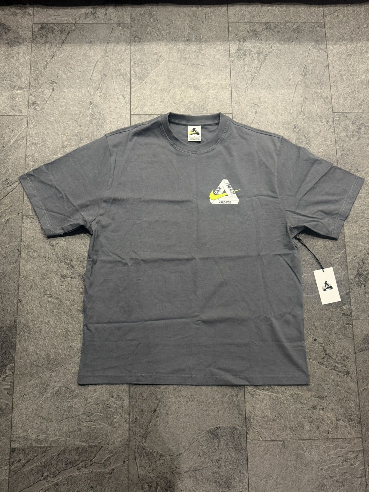 Palace Palace x Nike Tri Swoosh T-Shirt Grey | Grailed