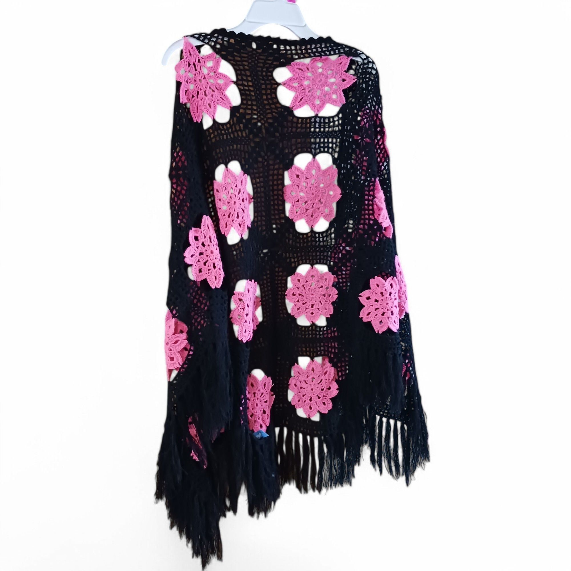 Handmade Vintage Handmade Black/ Hot Pink Crochet Shawl – Size ONE SIZE - 7 Thumbnail
