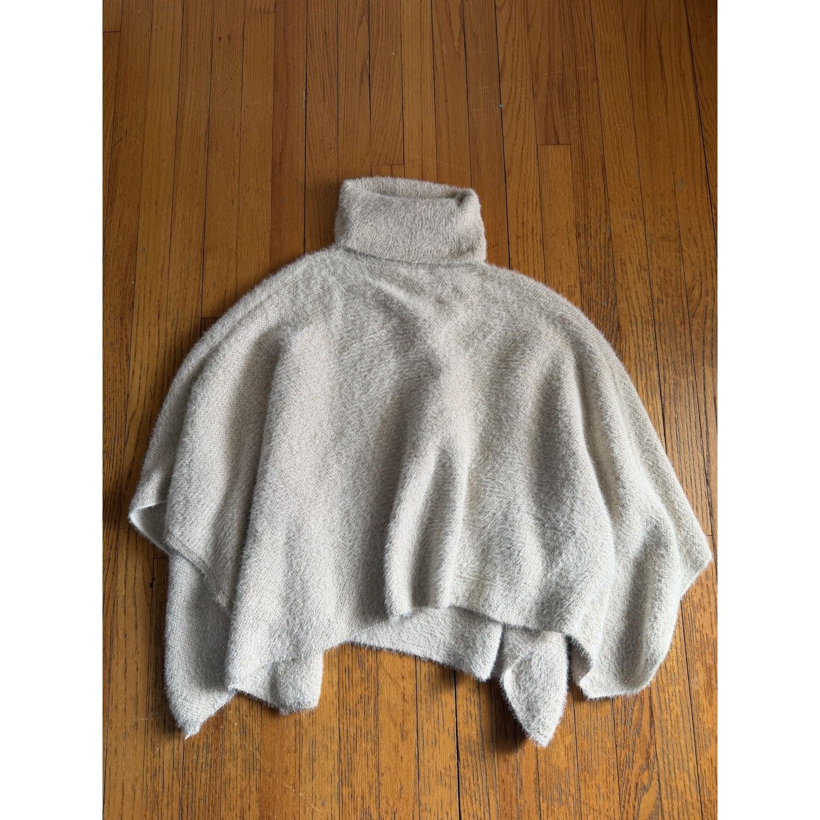 Anthropologie Sleeping On Snow Cape Sweater One Size White Gold turtleneck Size ONE SIZE - 1 Thumbnail