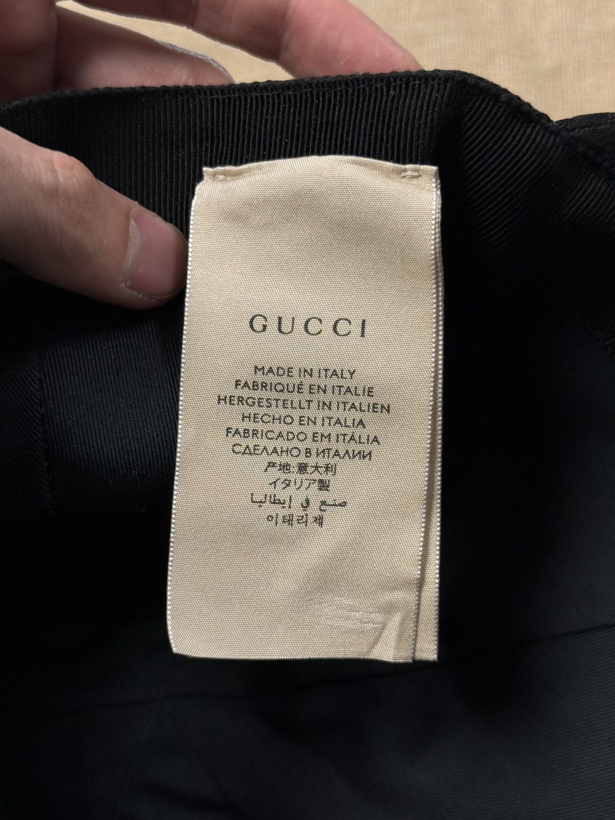 Gucci Gucci Black Logo Hat 100% Authentic Clean 🧼 Size ONE SIZE - 14 Thumbnail