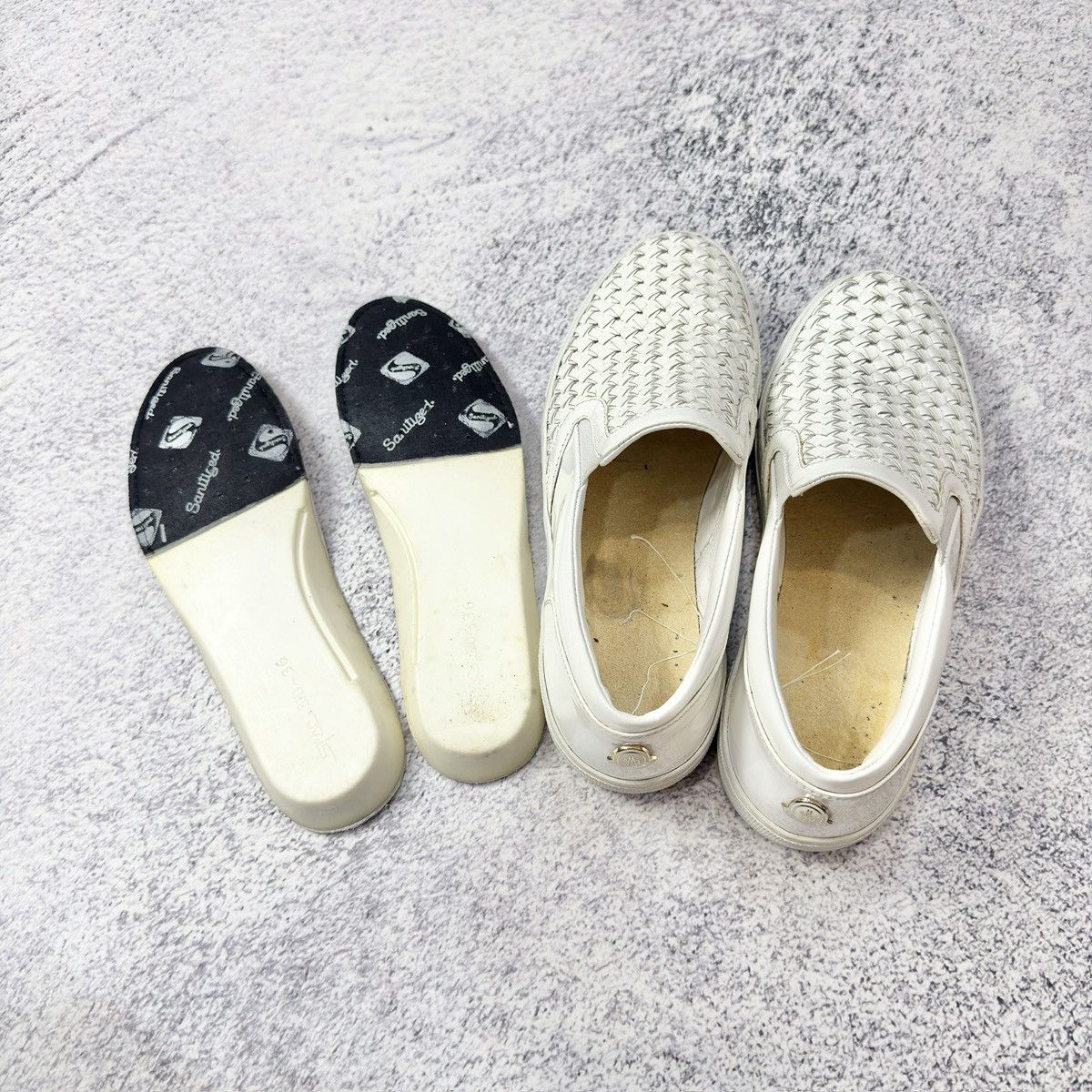 Moncler Moncler White Leather Slip Ons EU37 UK4.5 US7.5 Size US 7.5 / IT 37.5 - 12 Thumbnail