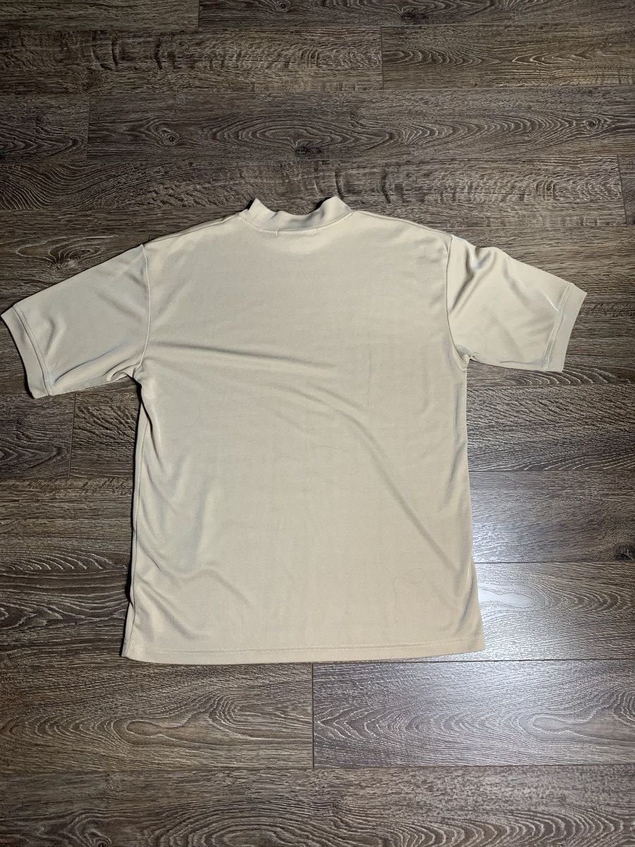 Designer × Vintage Irvine Park Beige Turtle Neck Short Sleeve Size US L / EU 52-54 / 3 - 3 Thumbnail