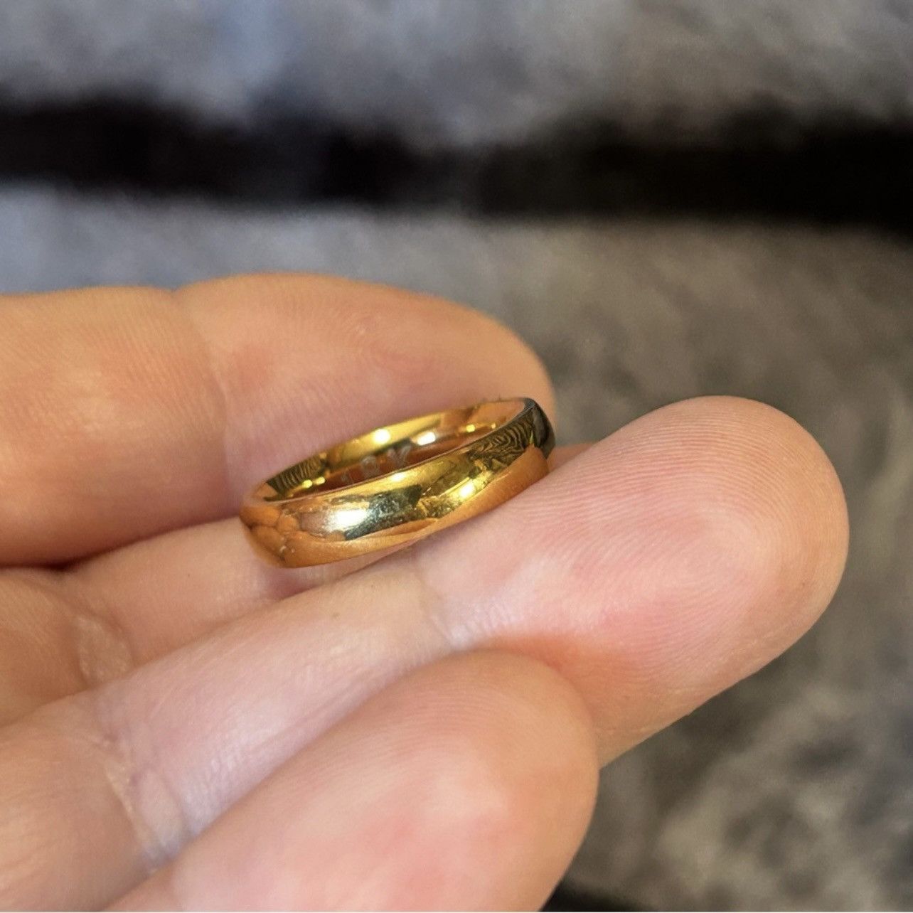 Jewelry Ladies 18kt solid yellow gold 4mm classic dome band NIB 4.5 Size ONE SIZE - 4 Thumbnail