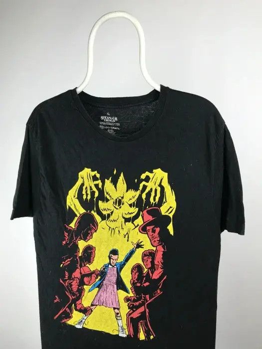 Band Tees Strange things T-shirt movie band tee size XLarge Size US XL / EU 56 / 4 - 2 Thumbnail