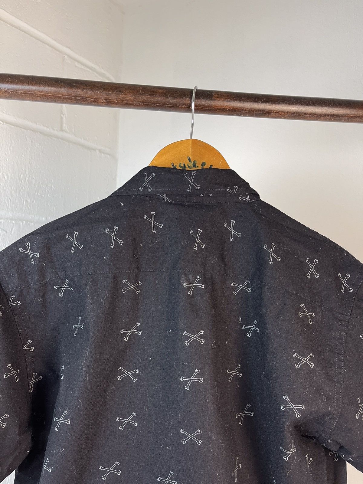 20471120 Cut Rate Skull Overprint Button ups shirt b3 Size US M / EU 48-50 / 2 - 7 Thumbnail